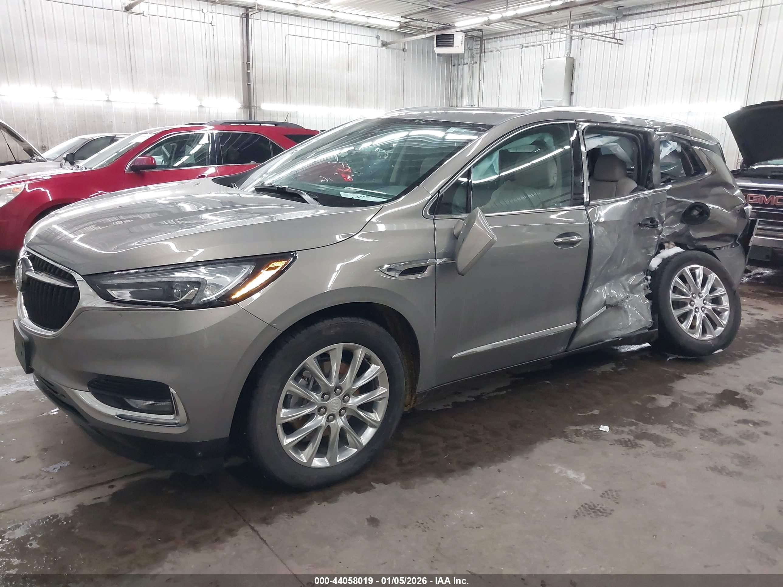 BUICK ENCLAVE image 2