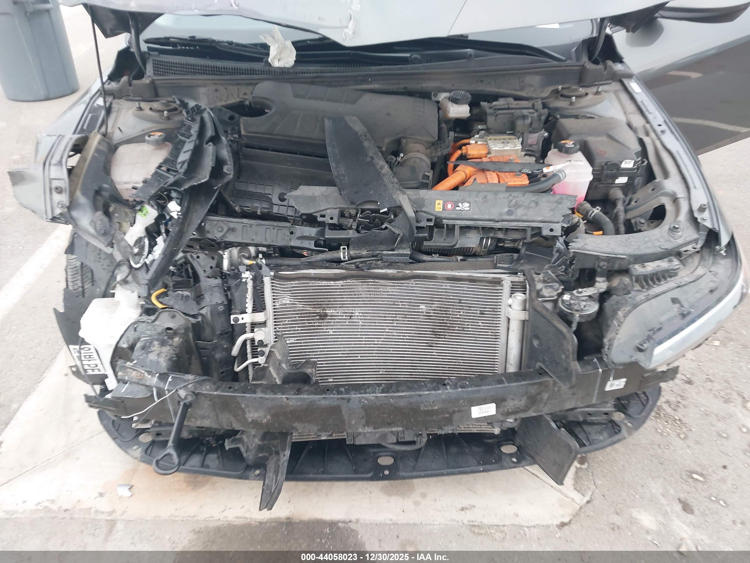 HYUNDAI ELANTRA image 10