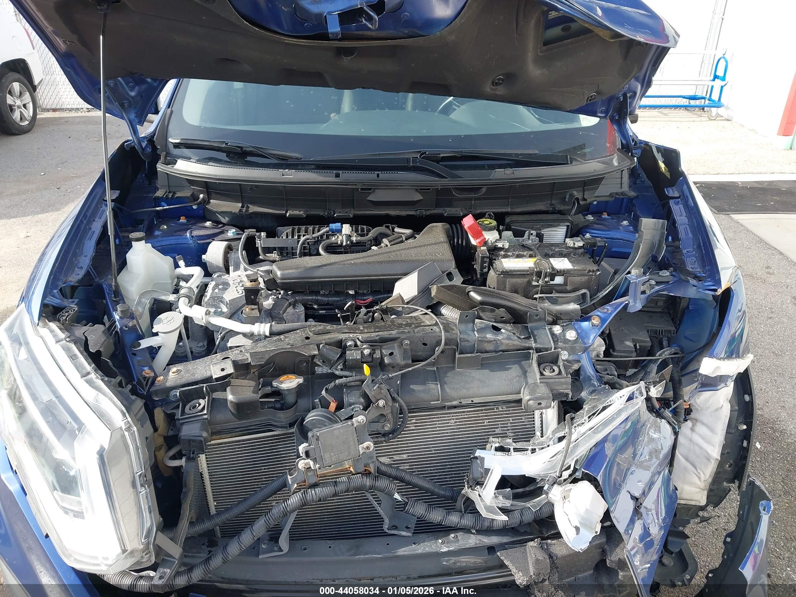 NISSAN ROGUE image 10