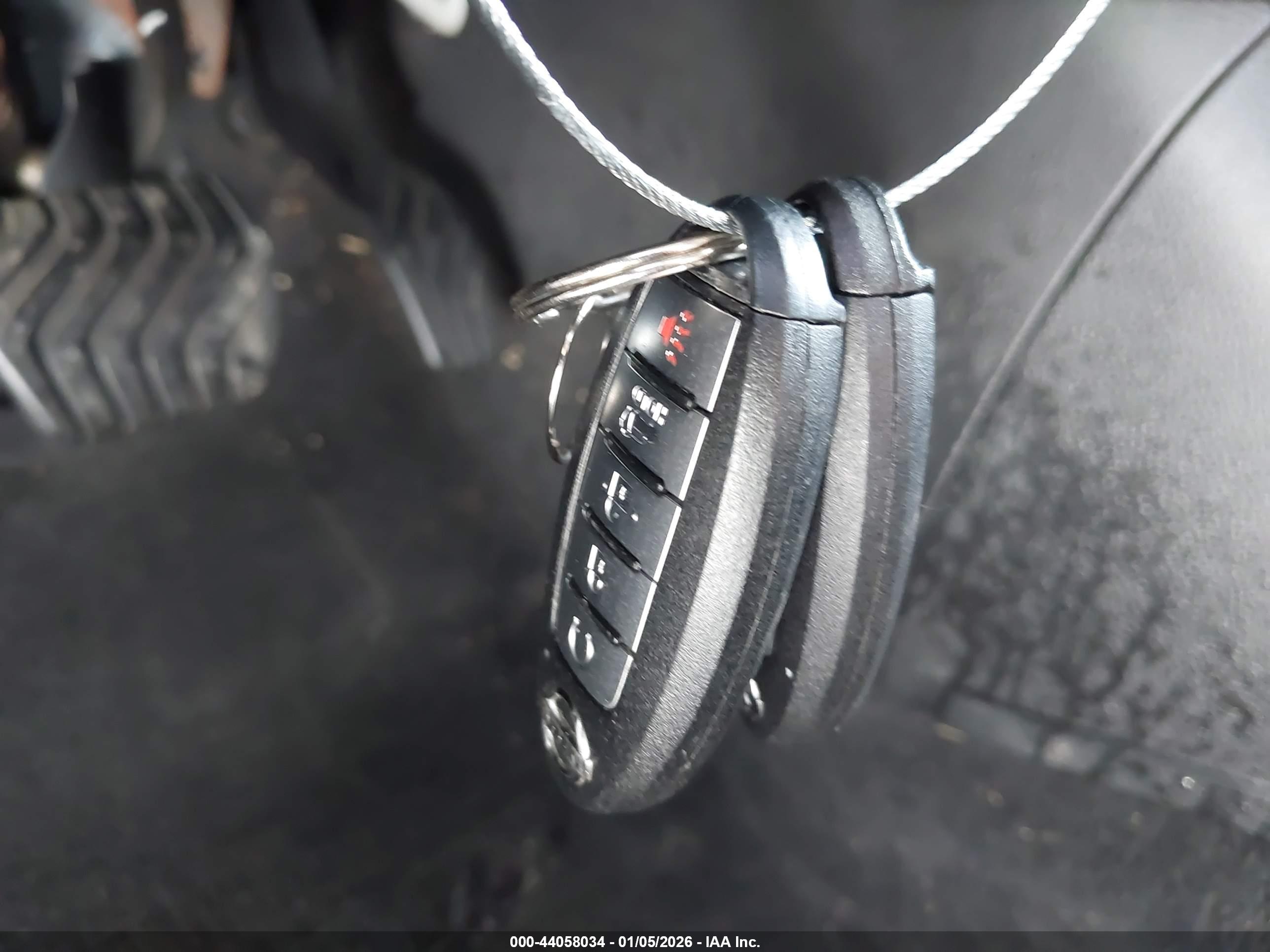 NISSAN ROGUE image 11
