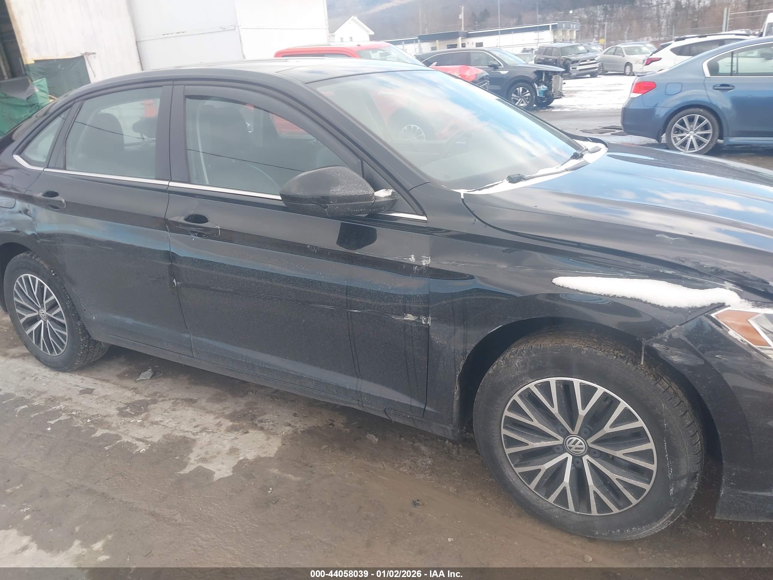 VOLKSWAGEN JETTA image 6