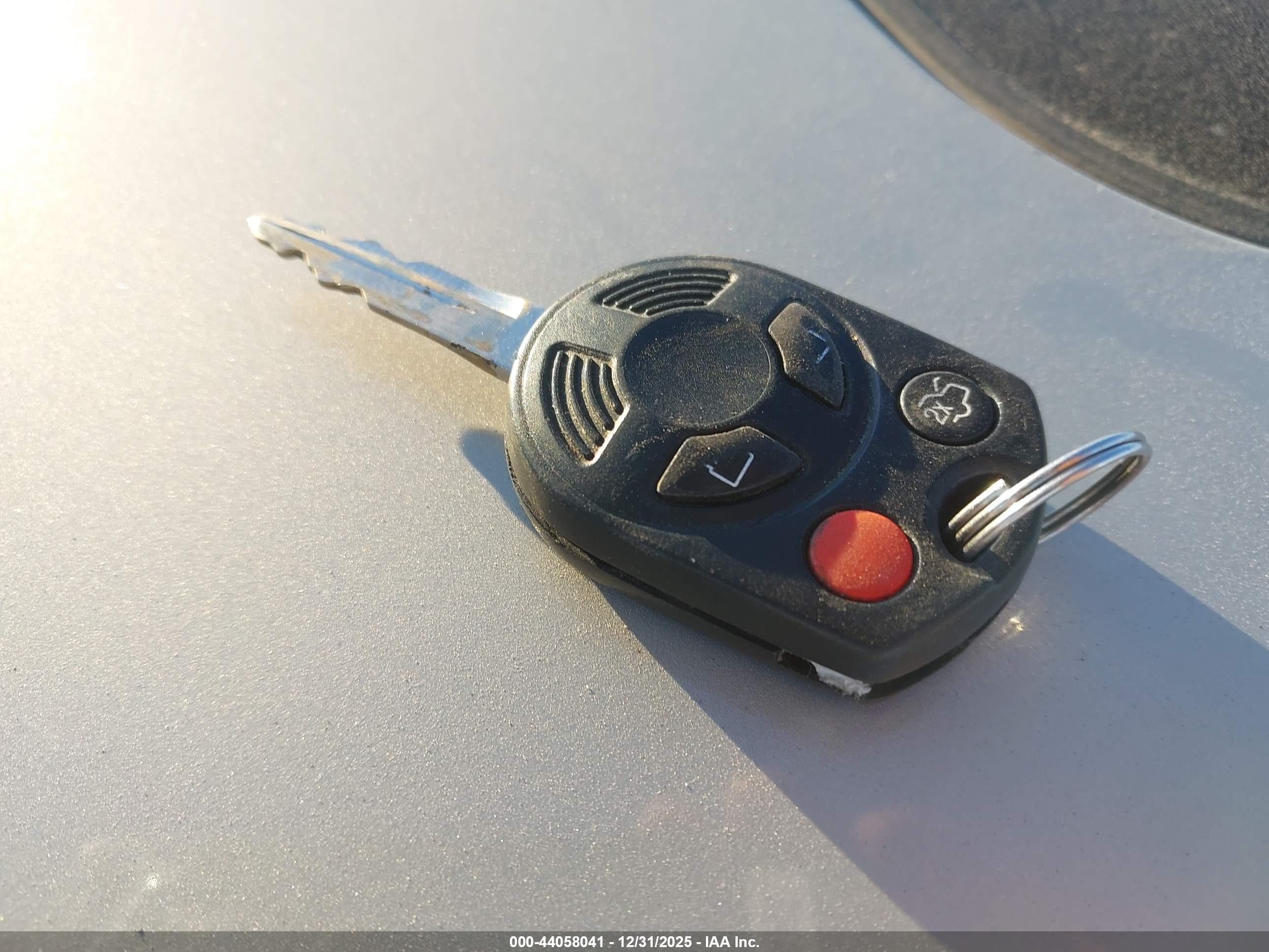 FORD FUSION image 11