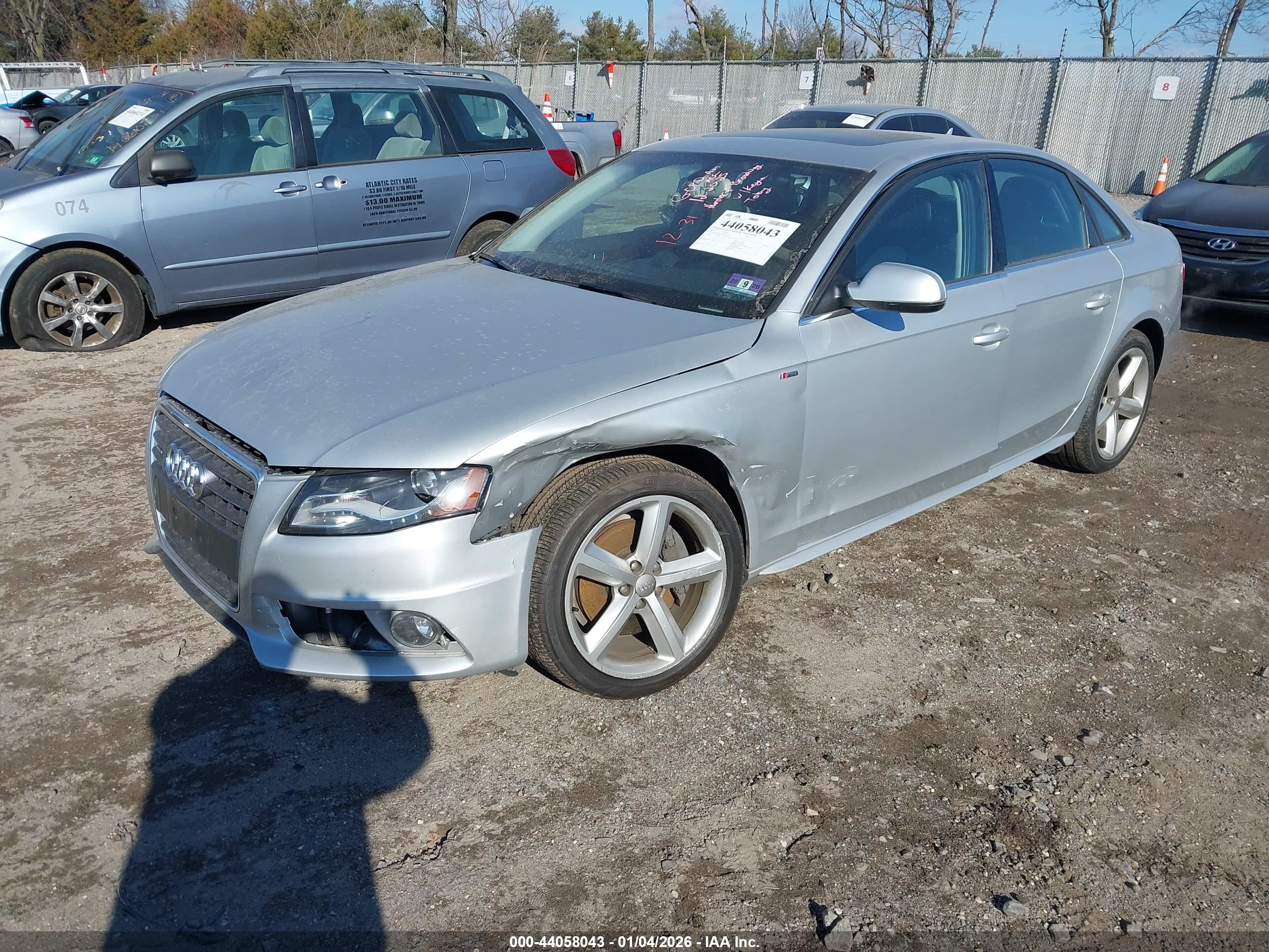 AUDI A4 image 2