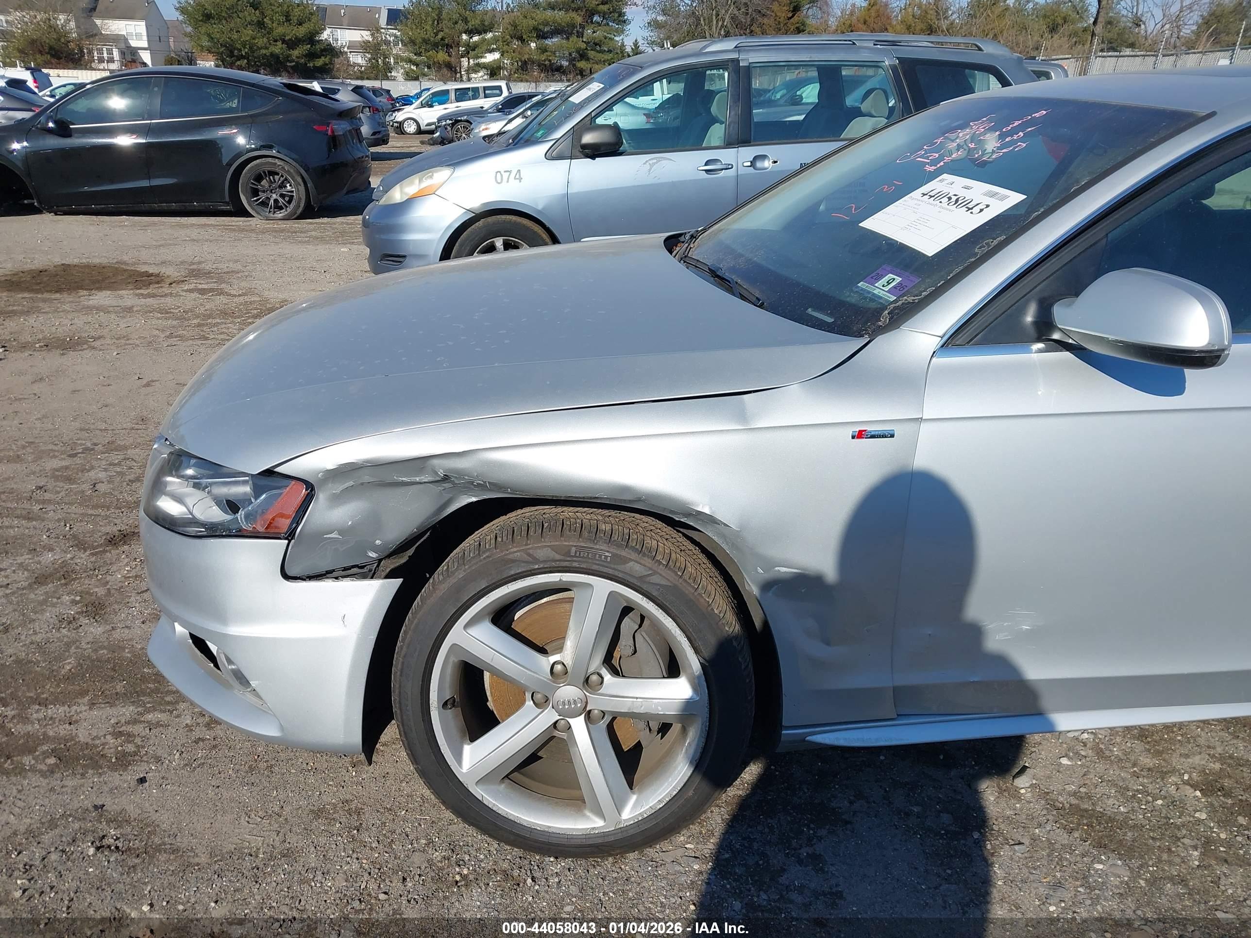 AUDI A4 image 6