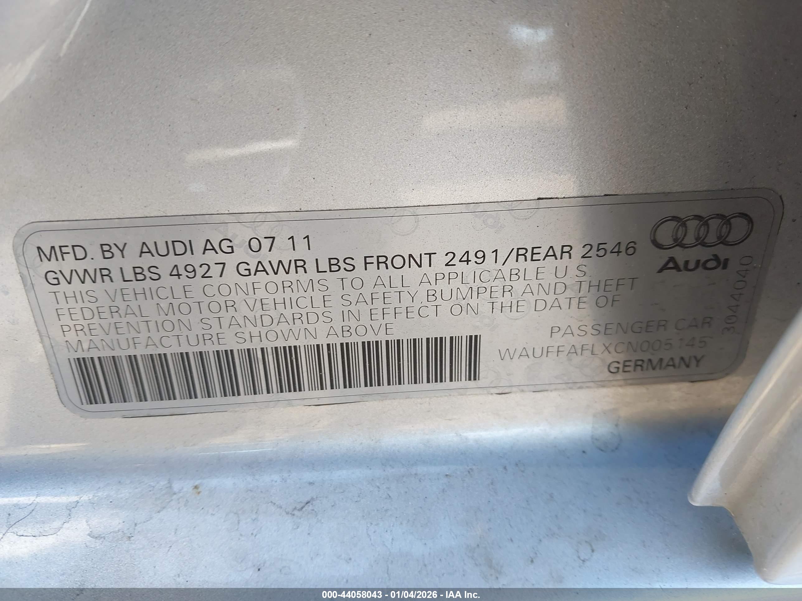 AUDI A4 image 9