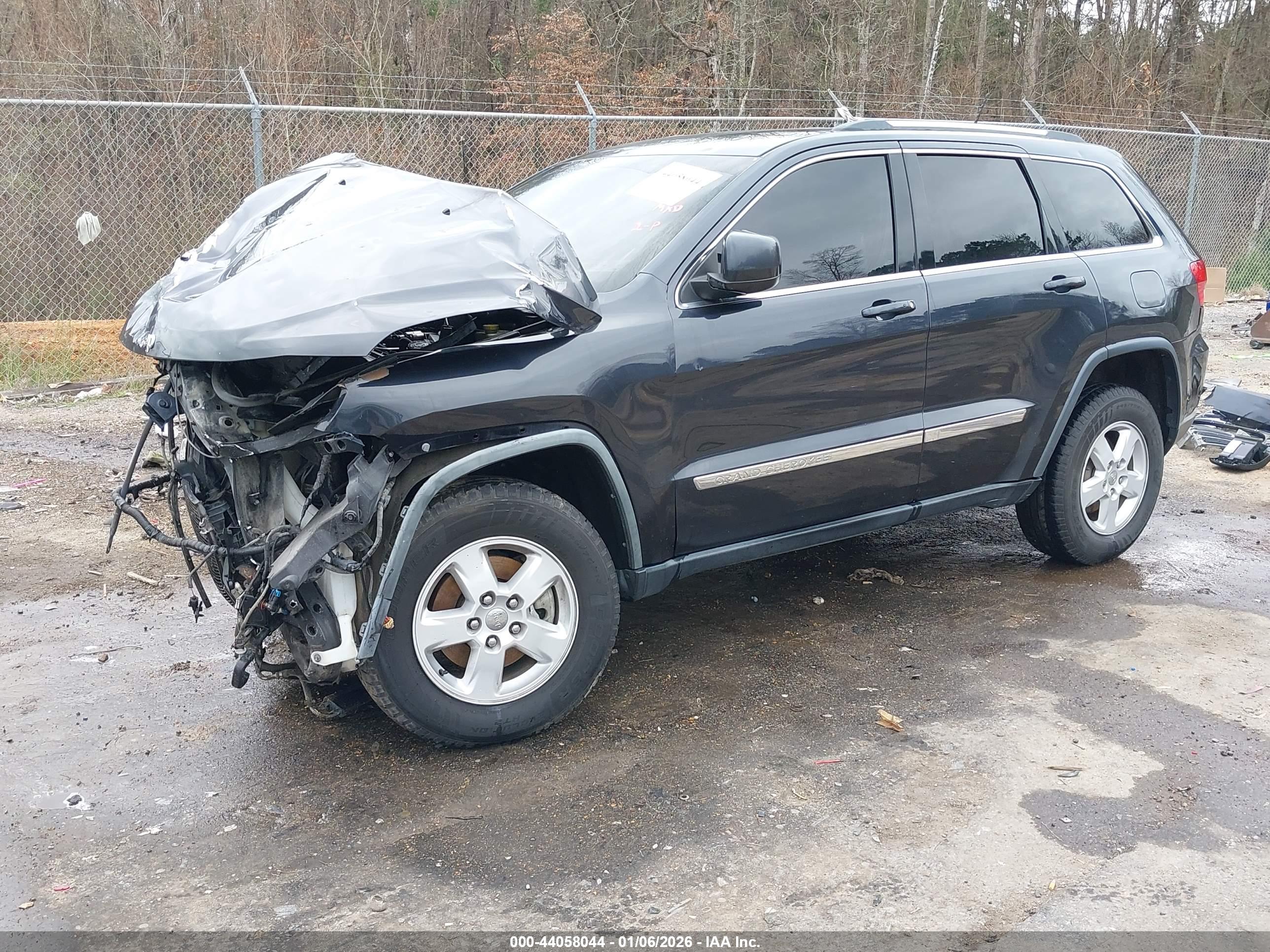 JEEP GRAND image 2