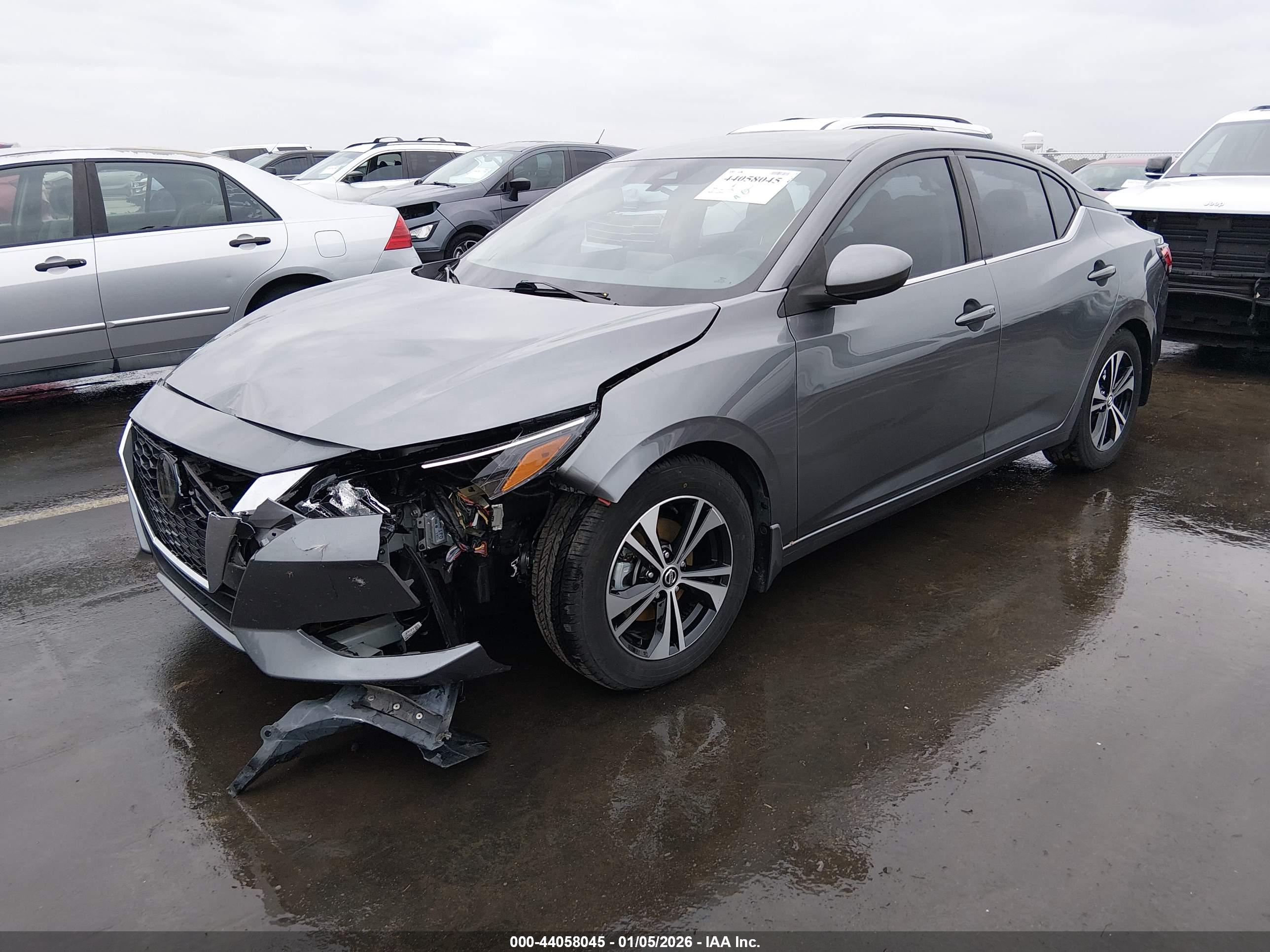 NISSAN SENTRA image 2