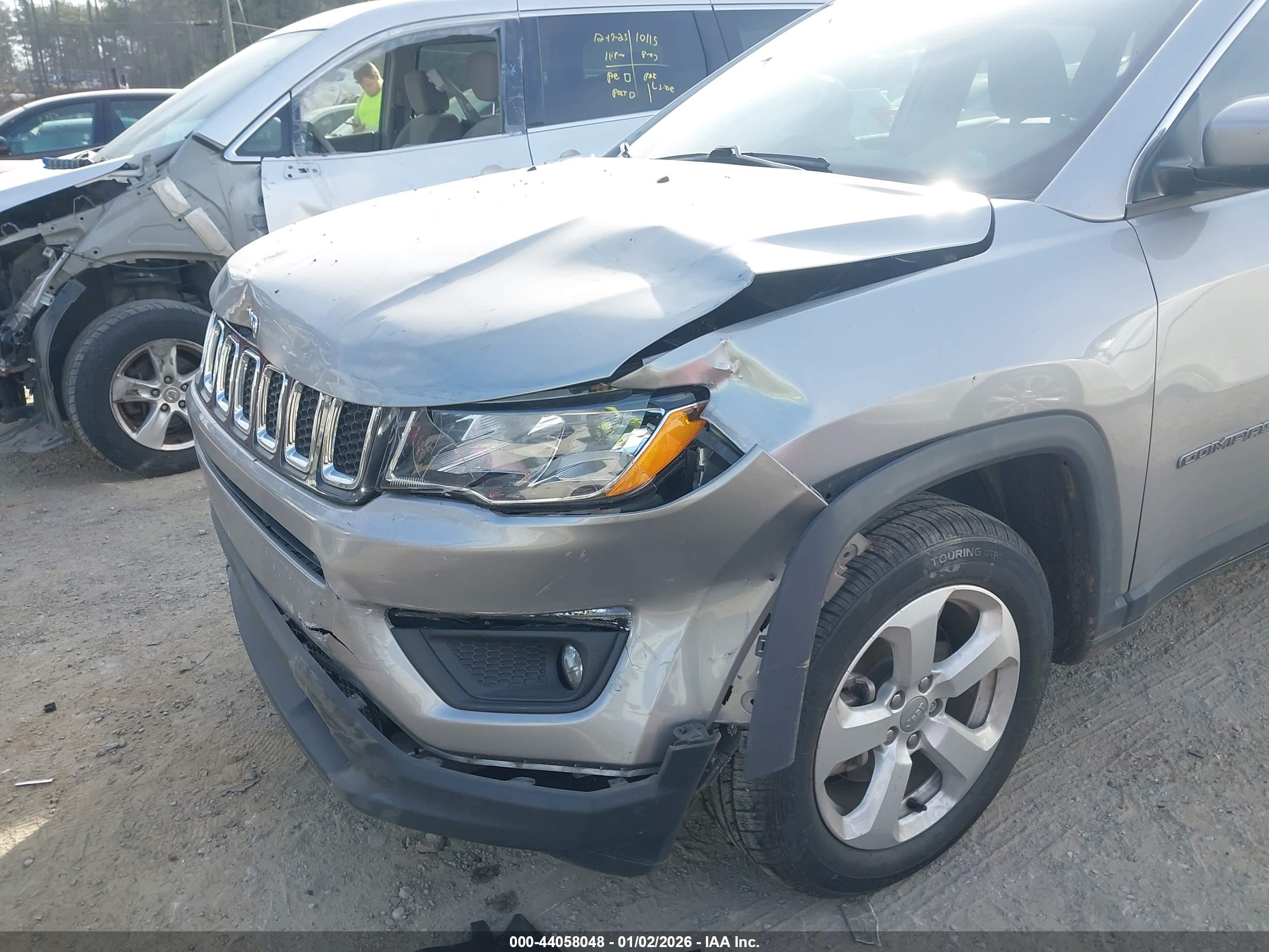 JEEP COMPASS image 6