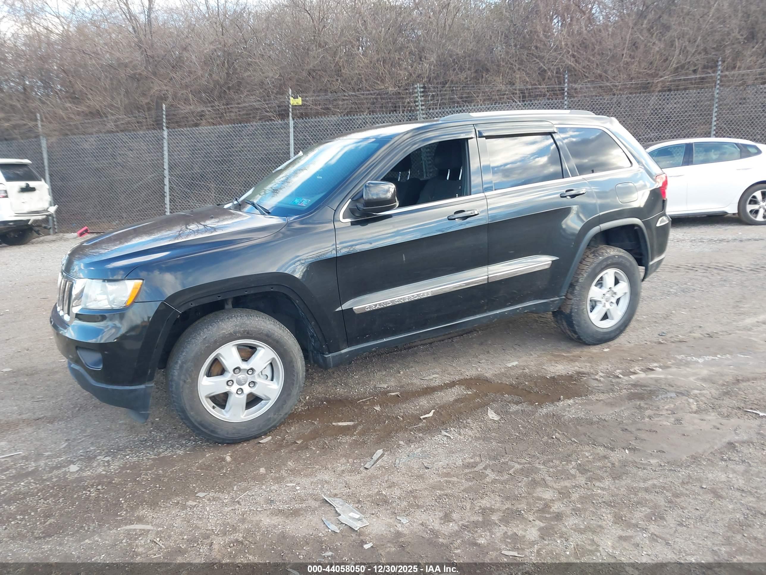 JEEP GRAND image 2