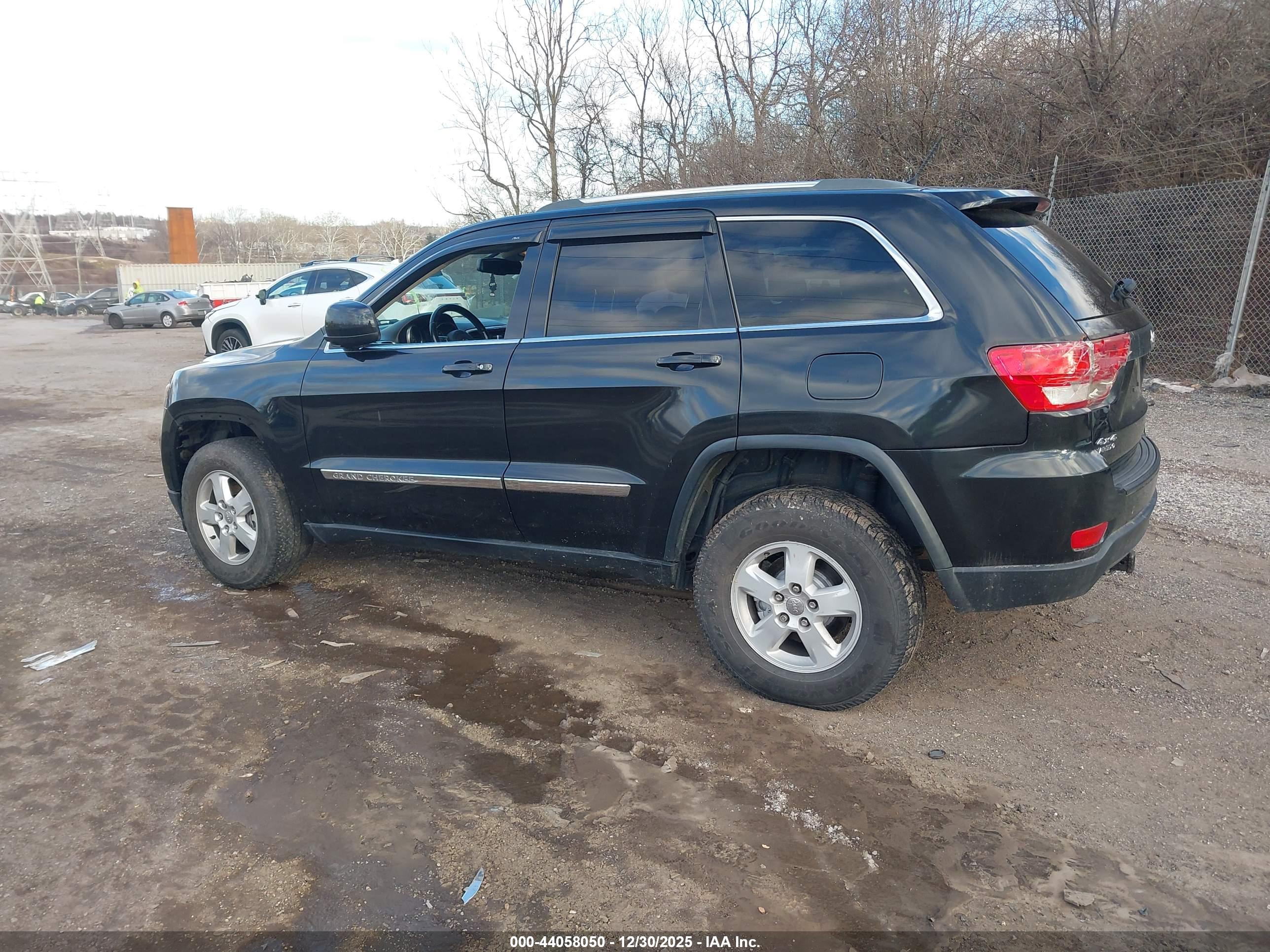 JEEP GRAND image 3