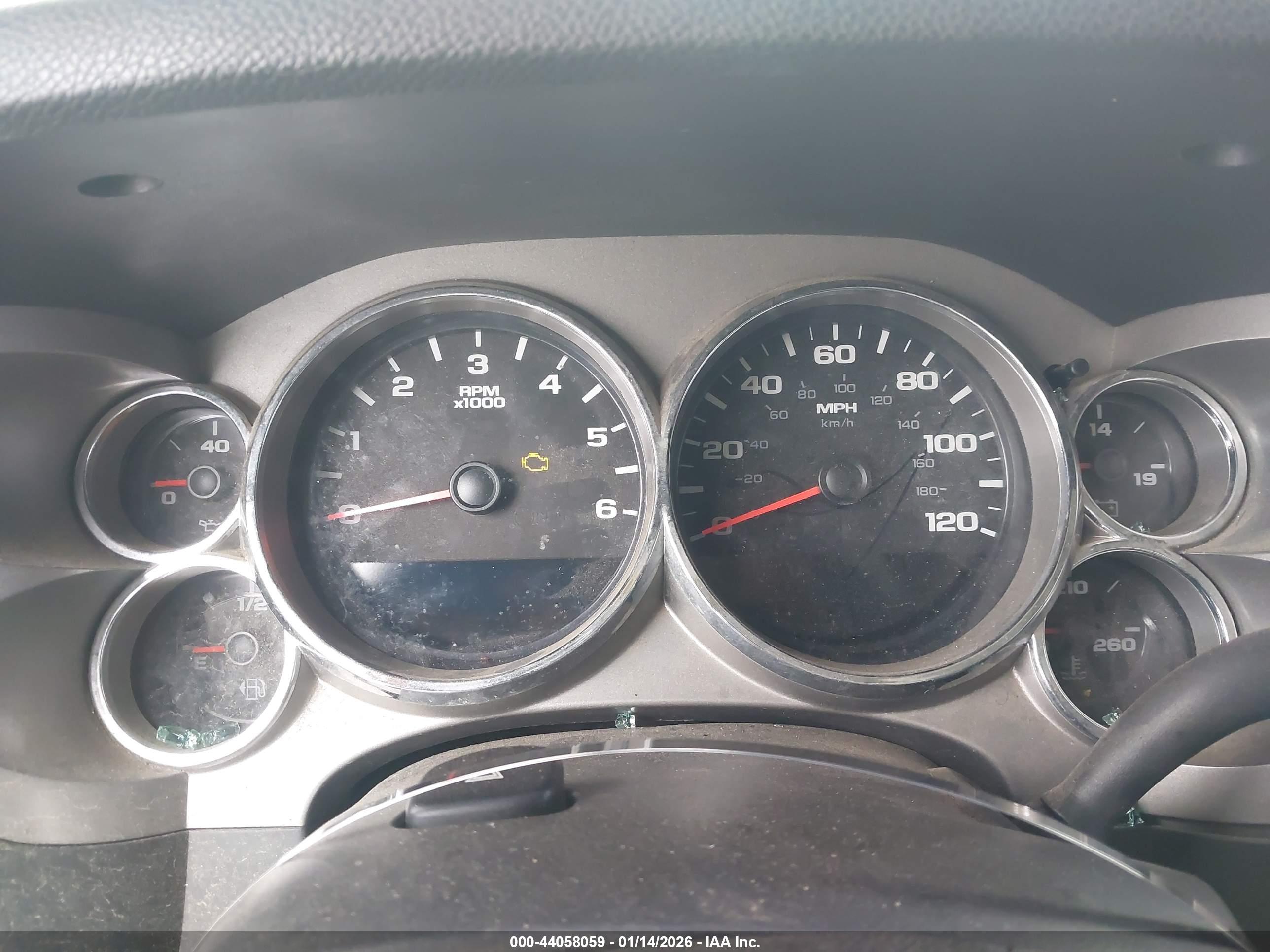 CHEVROLET SILVERADO image 7