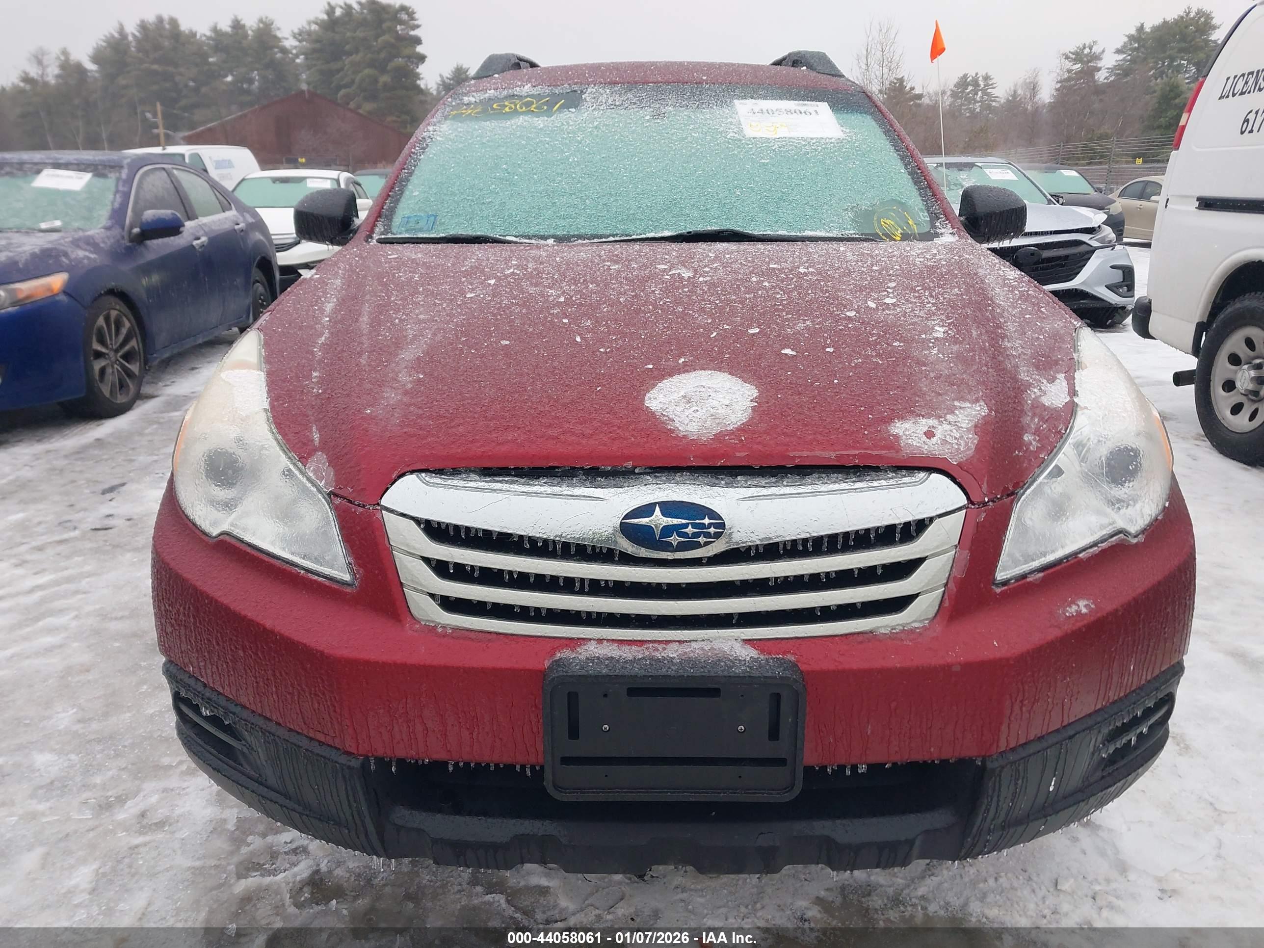 SUBARU OUTBACK image 6
