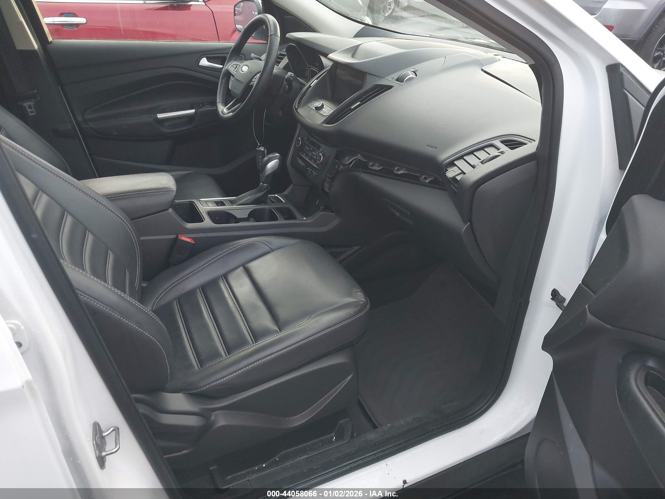 FORD ESCAPE image 5