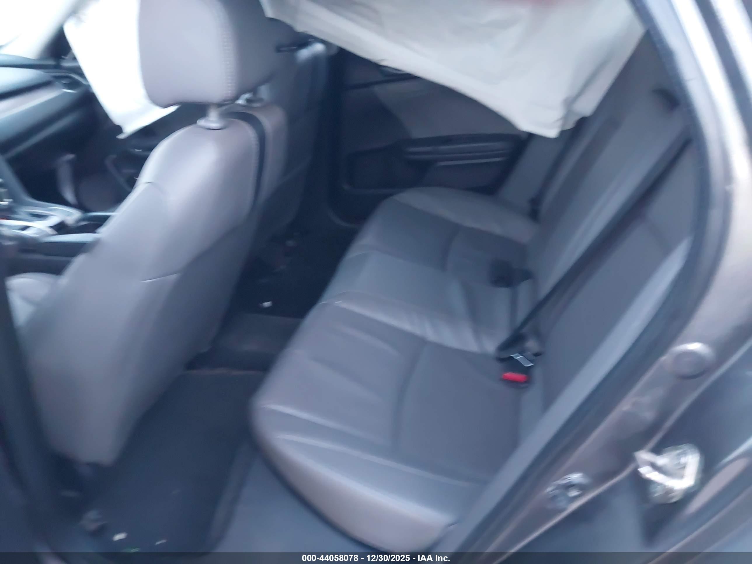 HONDA CIVIC image 8