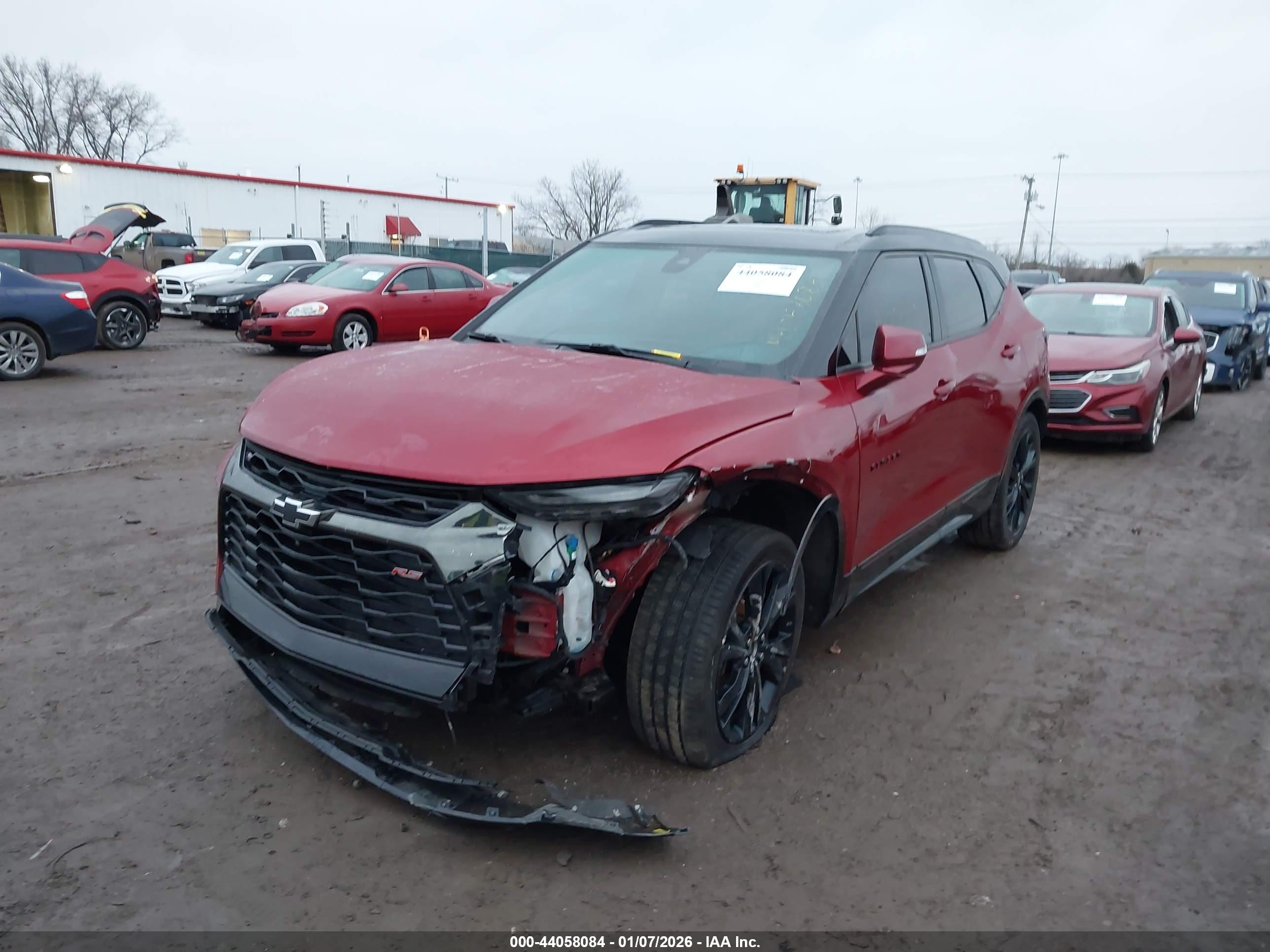 CHEVROLET BLAZER image 6