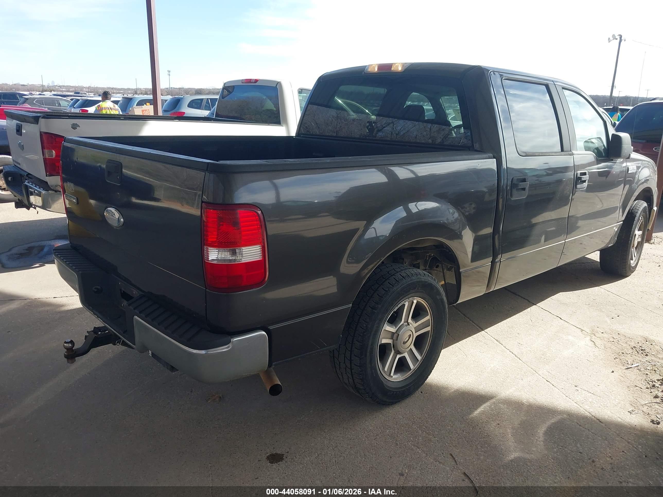FORD F-150 image 4