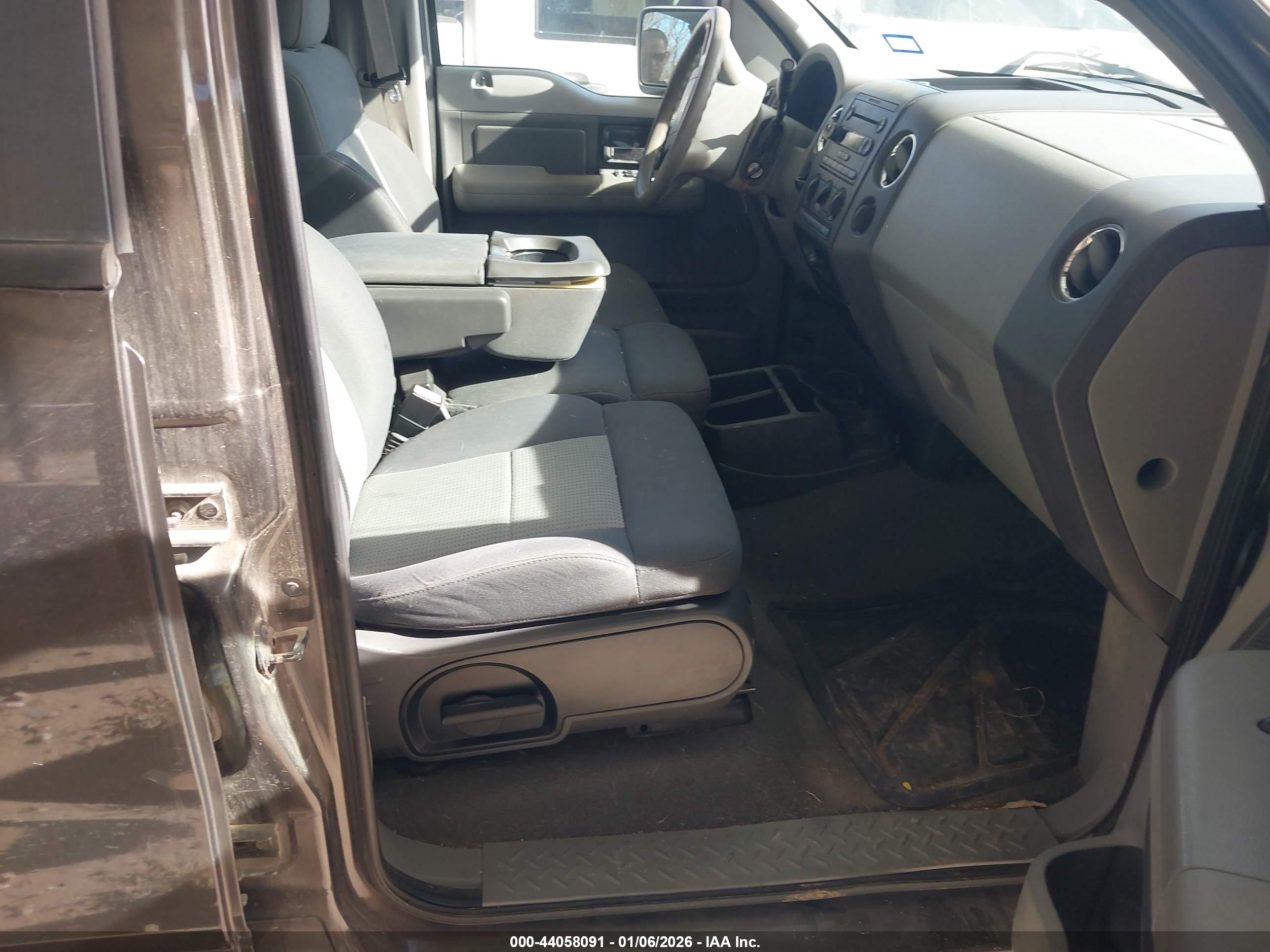 FORD F-150 image 5