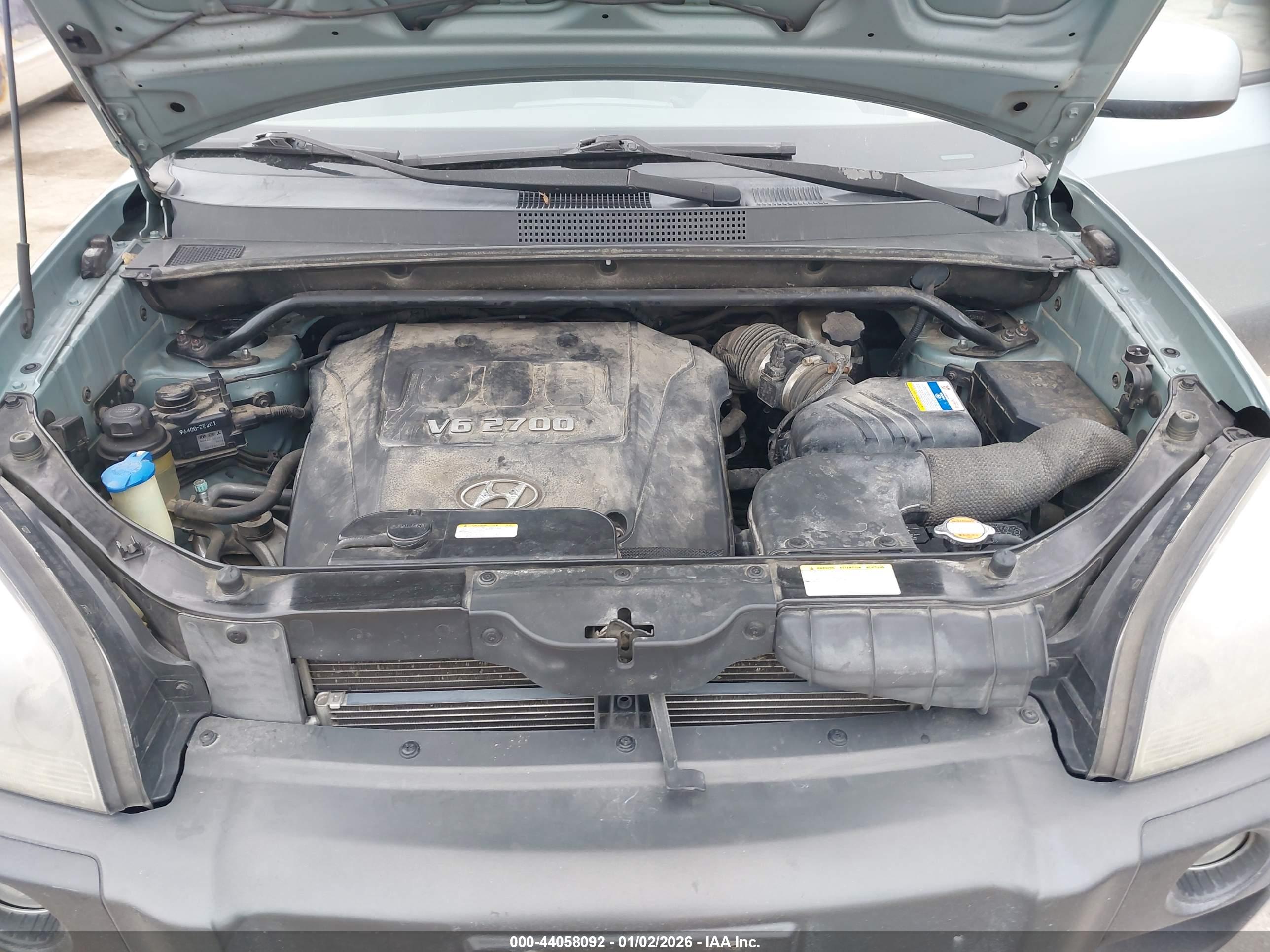 HYUNDAI TUCSON image 10