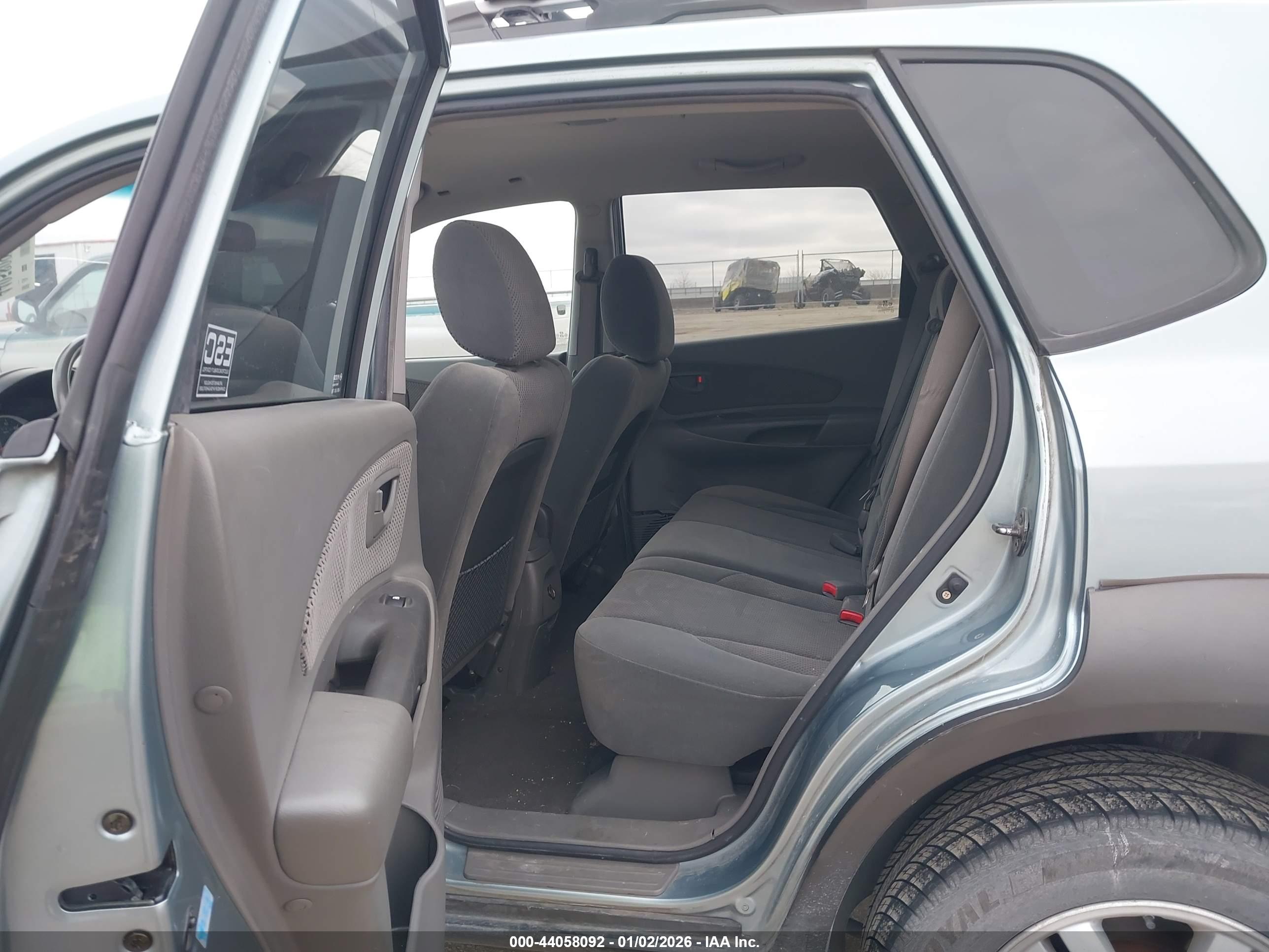 HYUNDAI TUCSON image 8