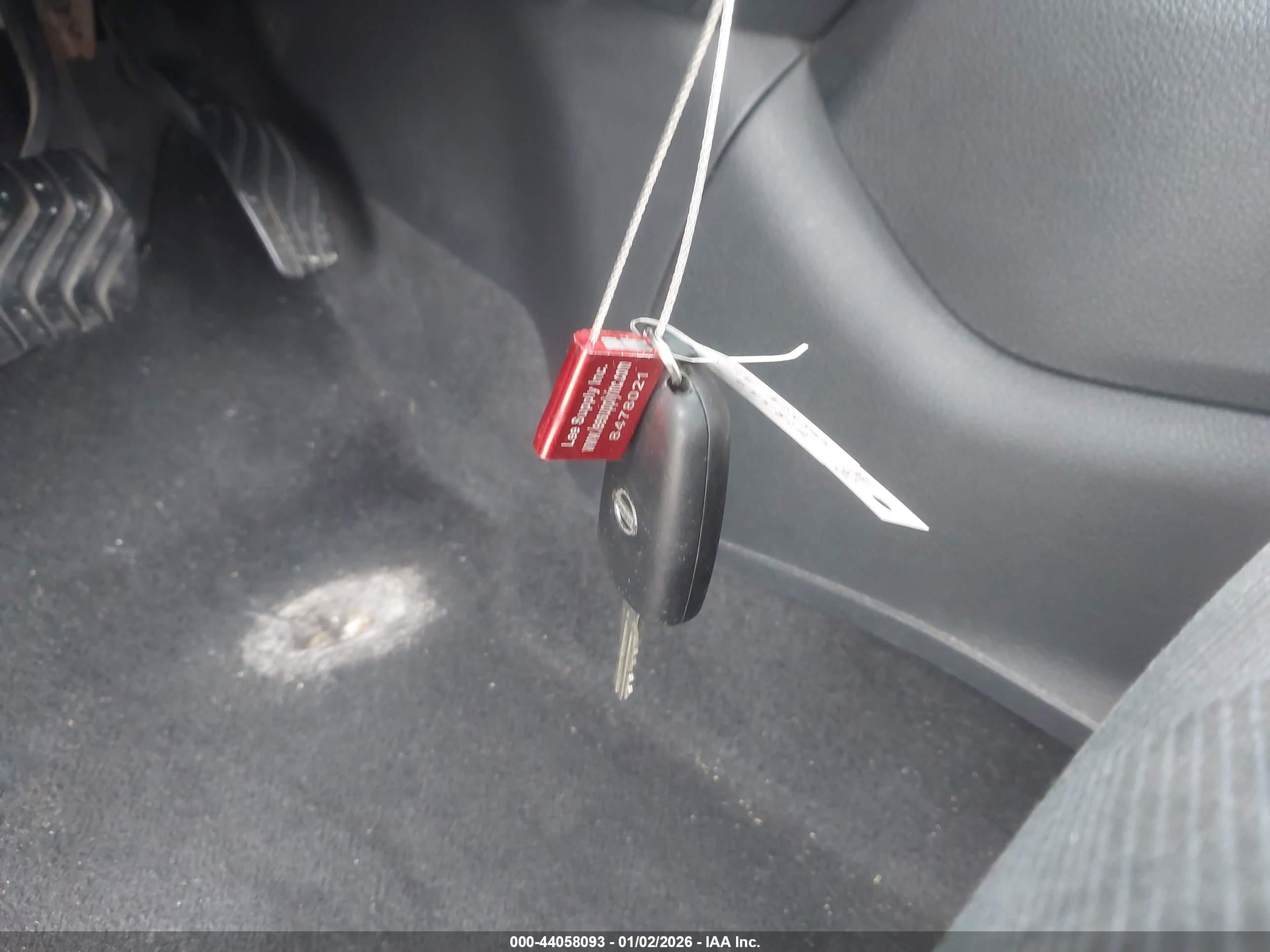 NISSAN ROGUE image 11