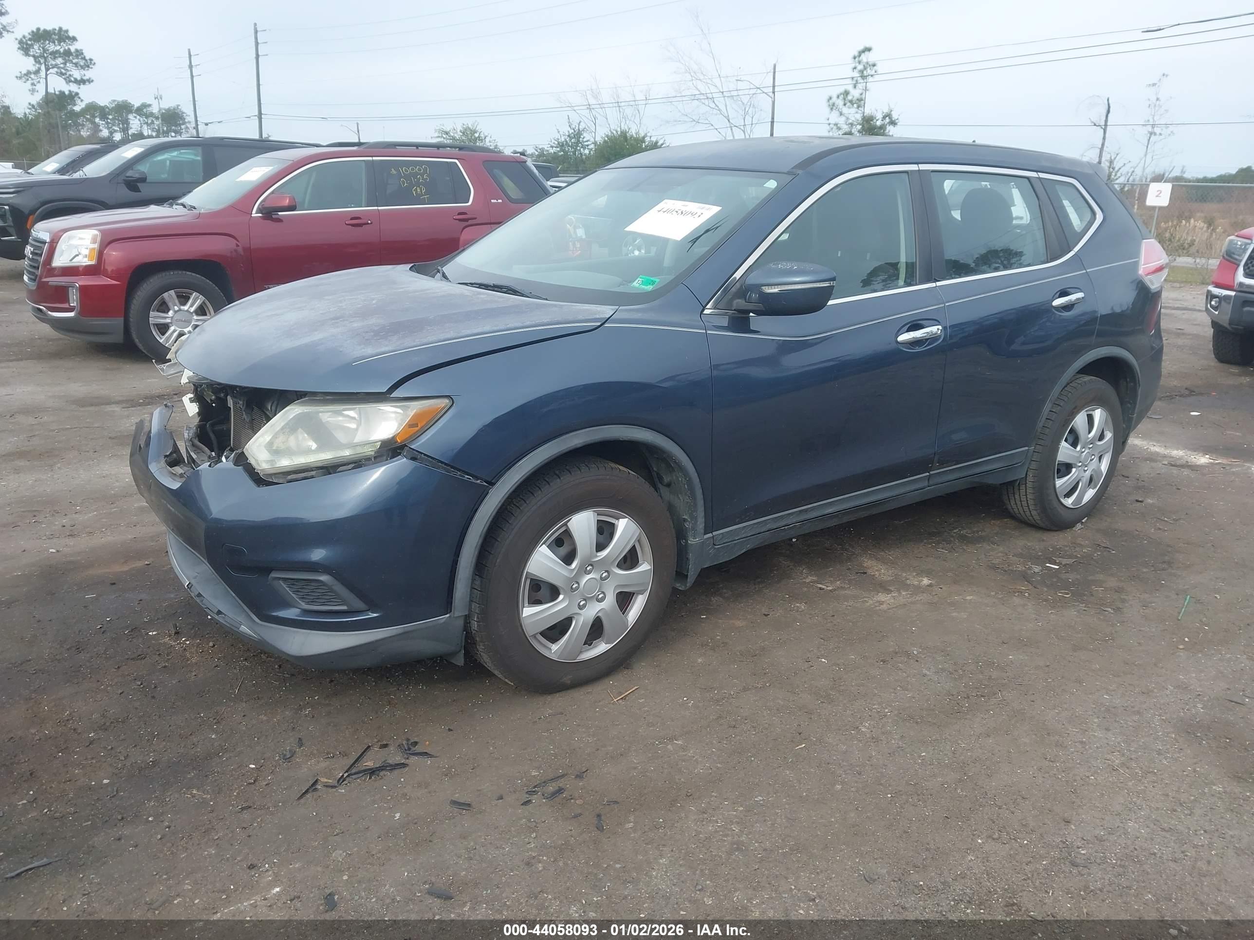 NISSAN ROGUE image 2