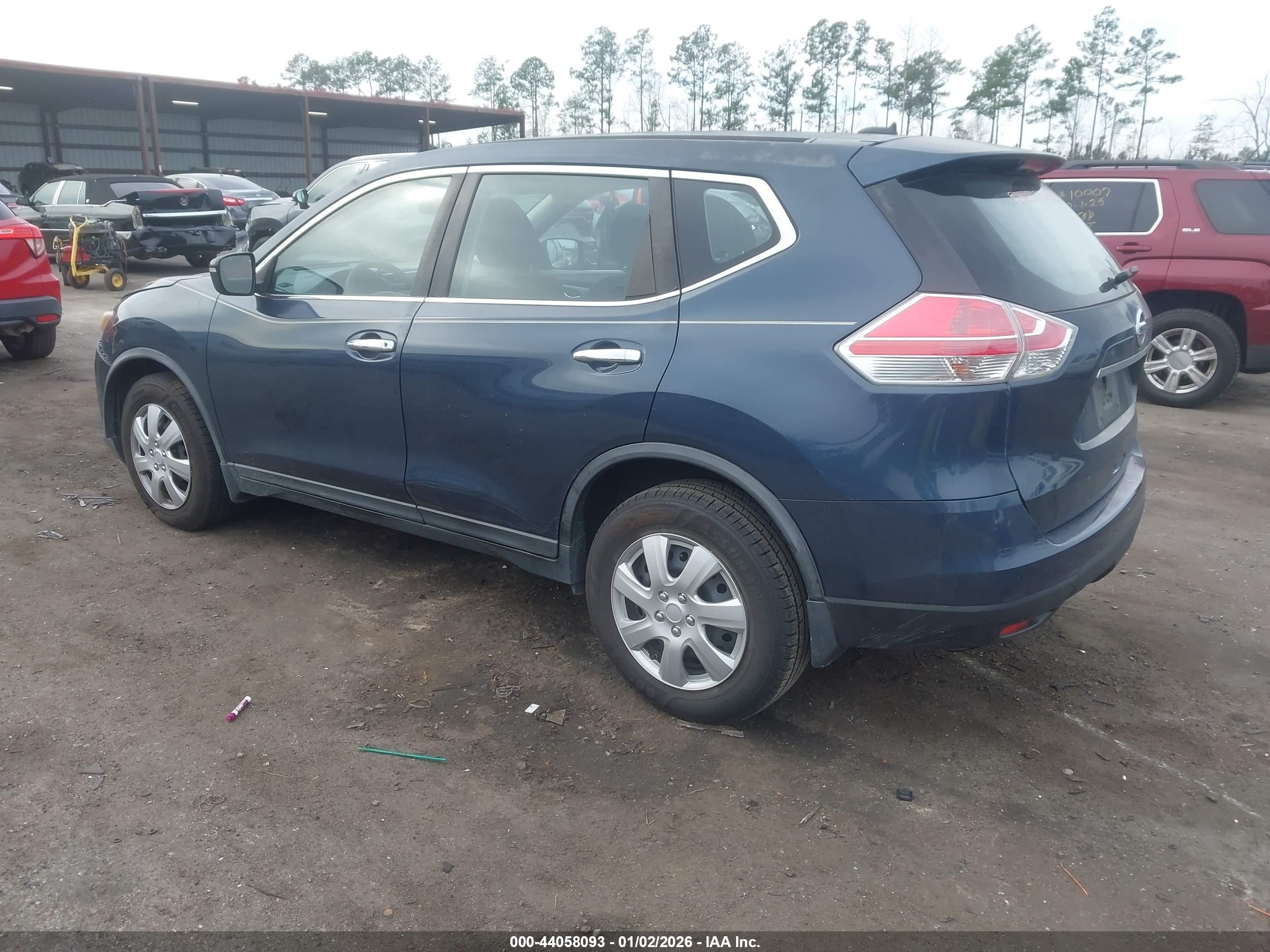 NISSAN ROGUE image 3
