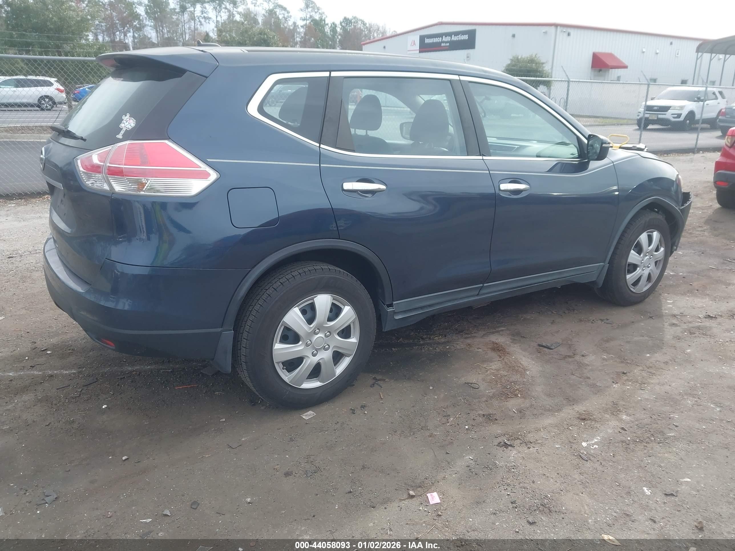 NISSAN ROGUE image 4