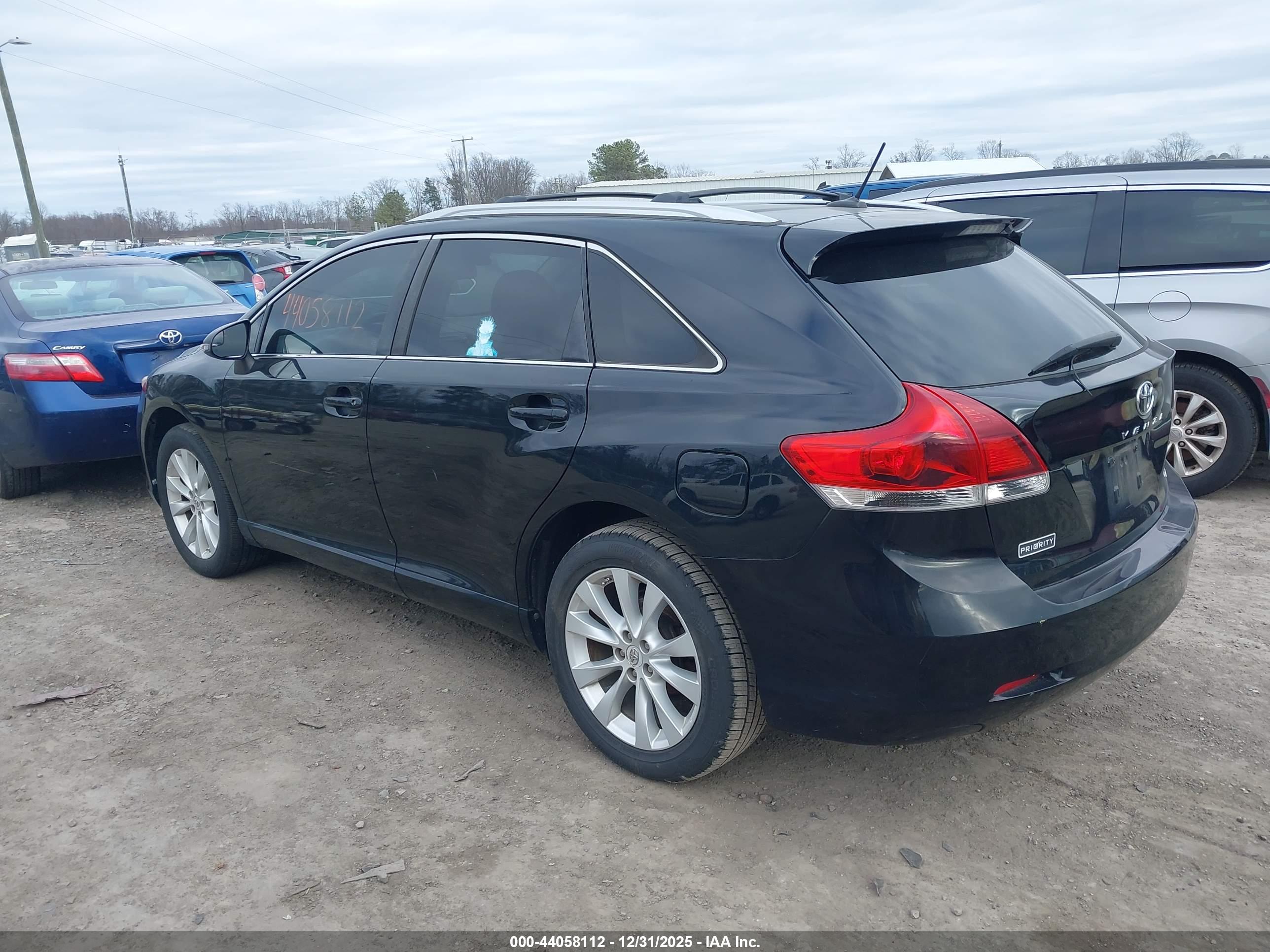 TOYOTA VENZA image 3