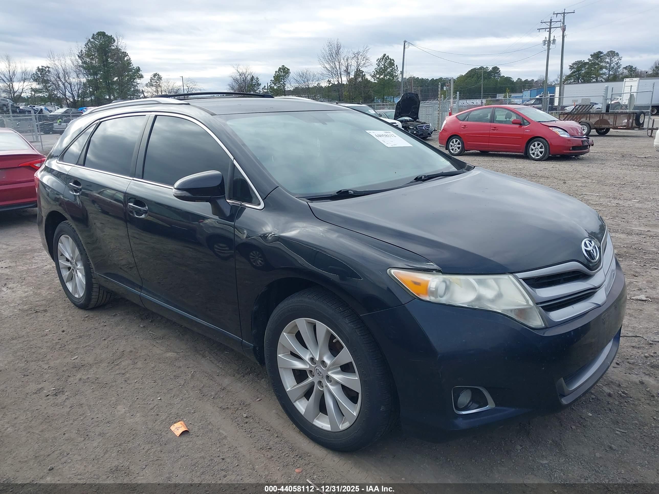 TOYOTA VENZA image 6