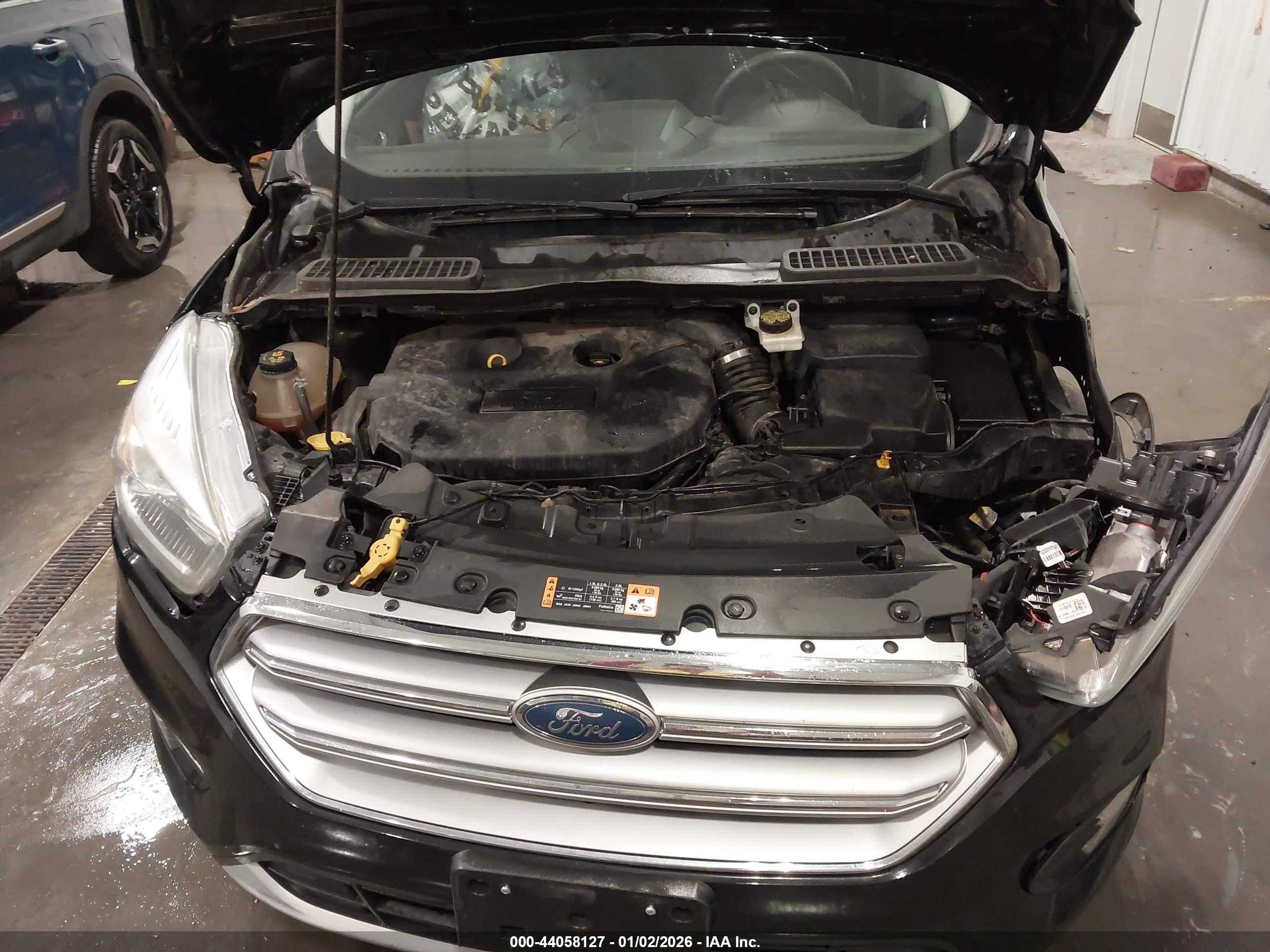 FORD ESCAPE image 10