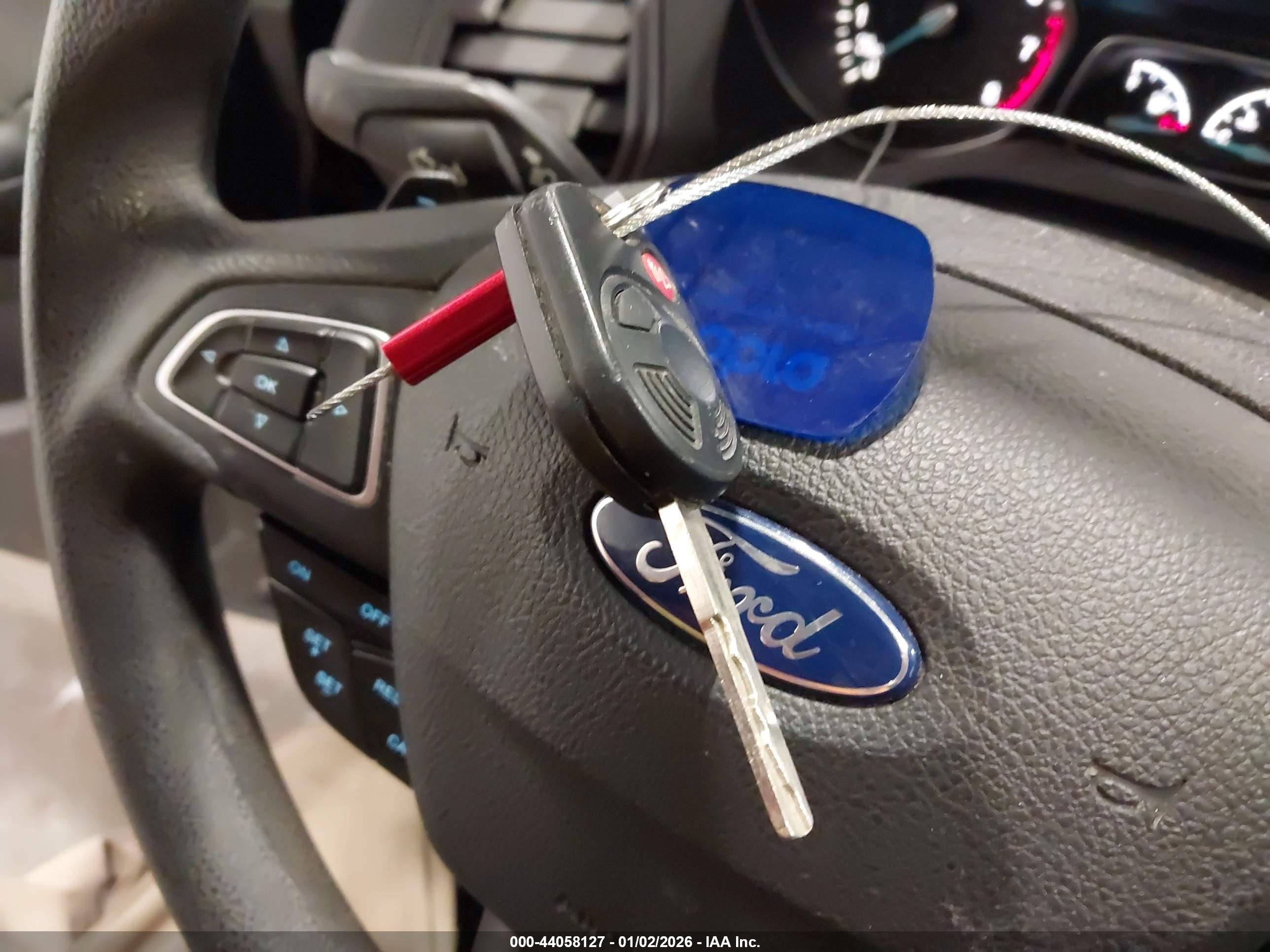 FORD ESCAPE image 11
