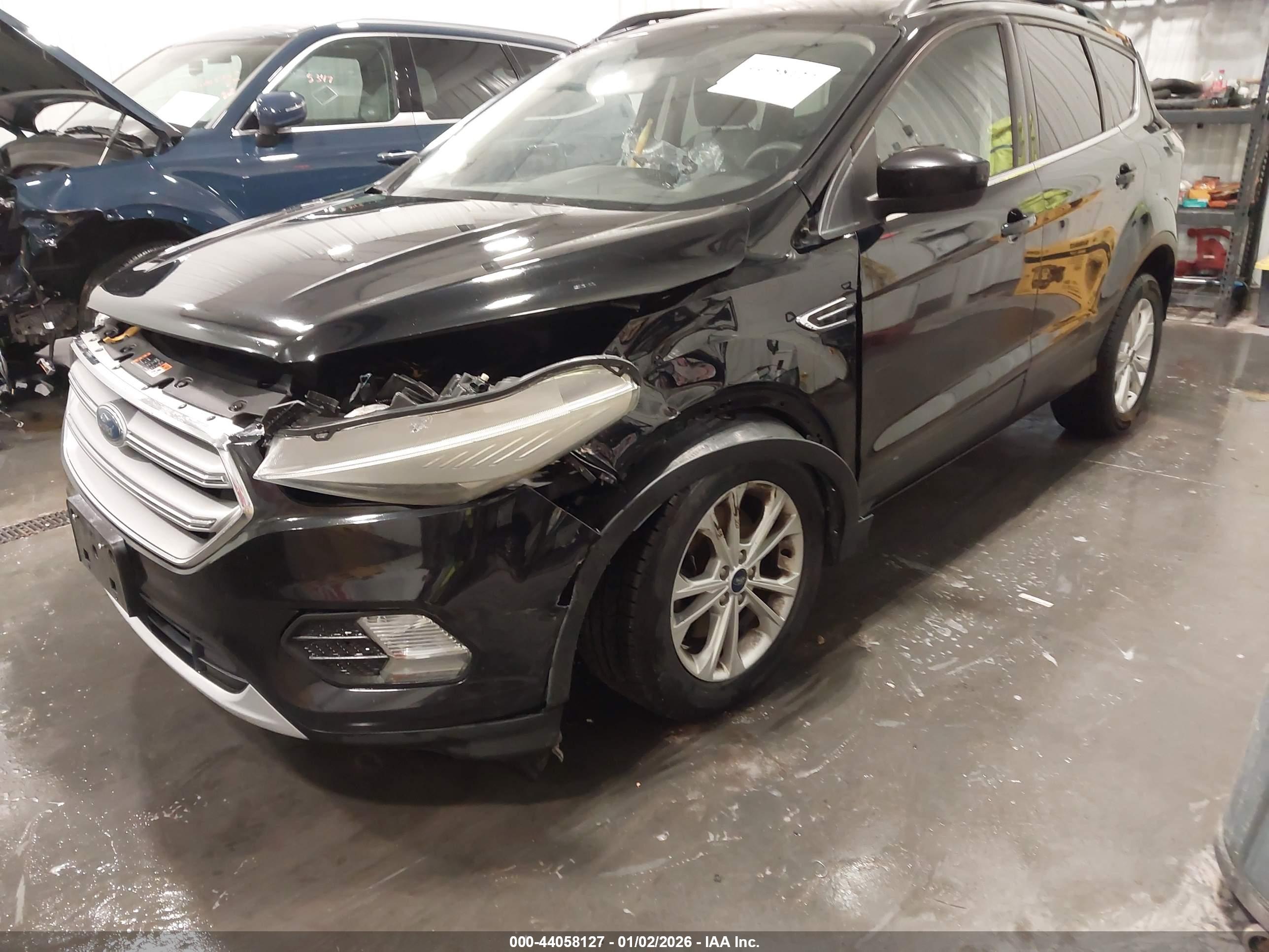 FORD ESCAPE image 6