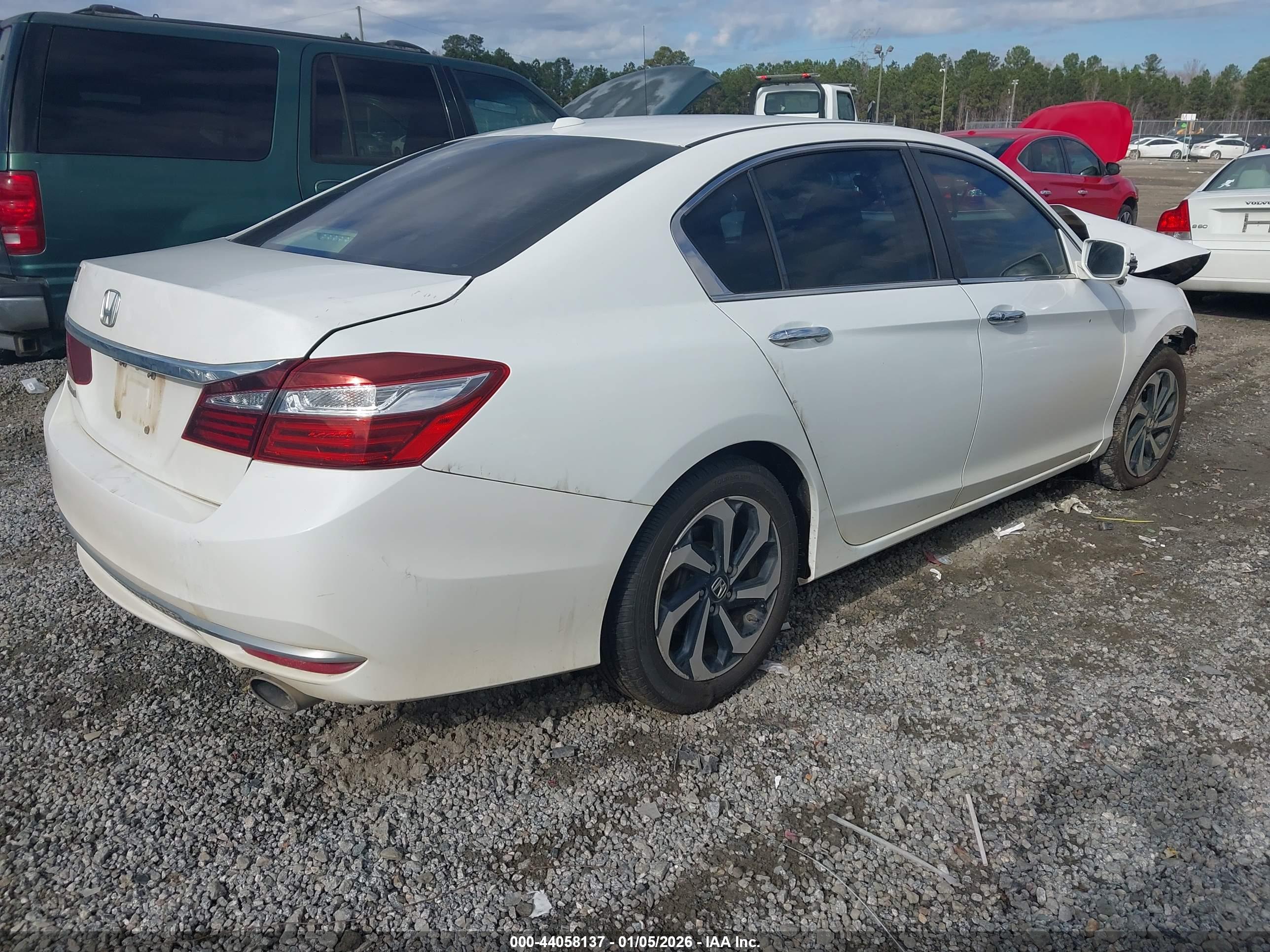 HONDA ACCORD image 4