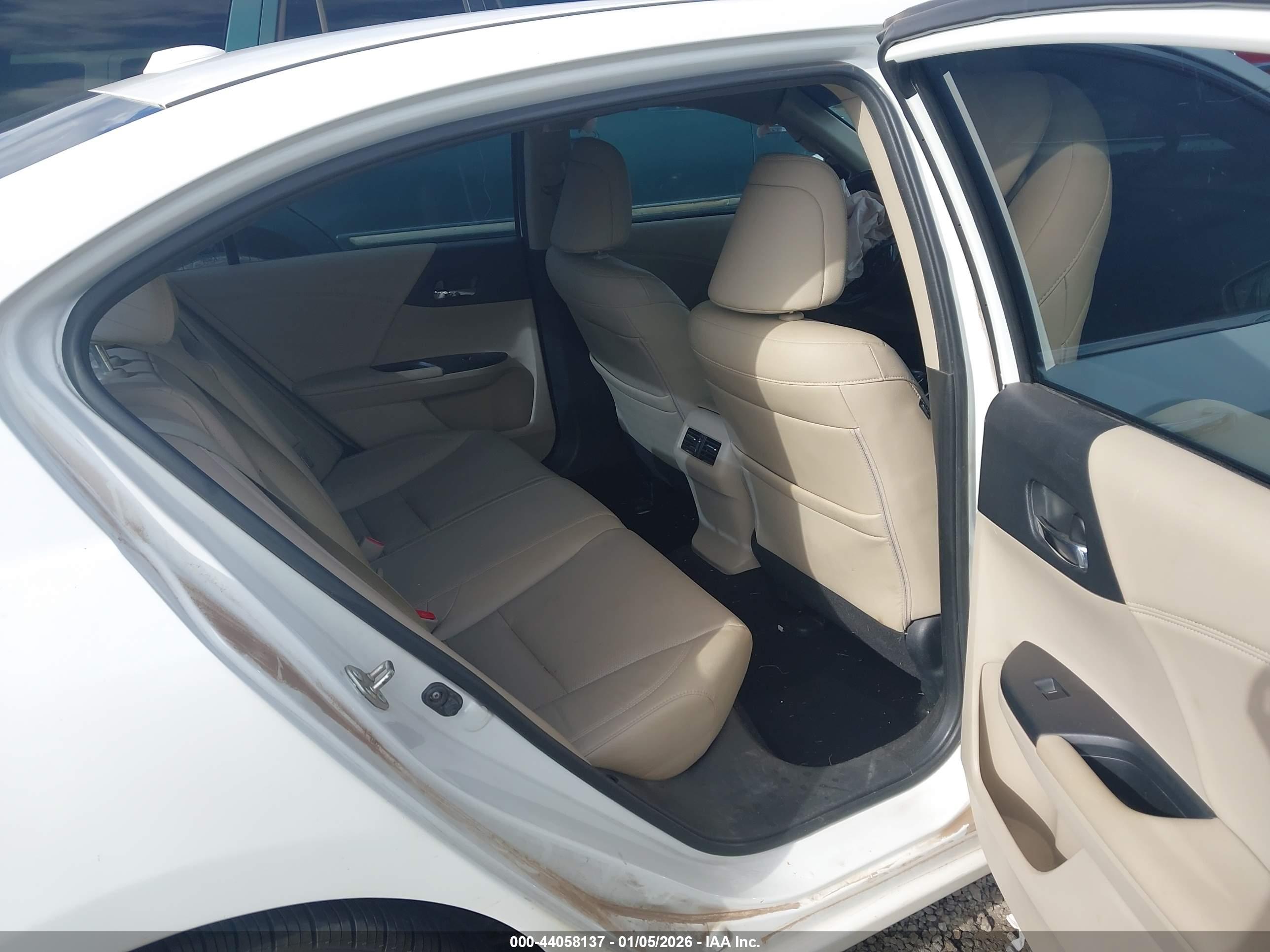 HONDA ACCORD image 8