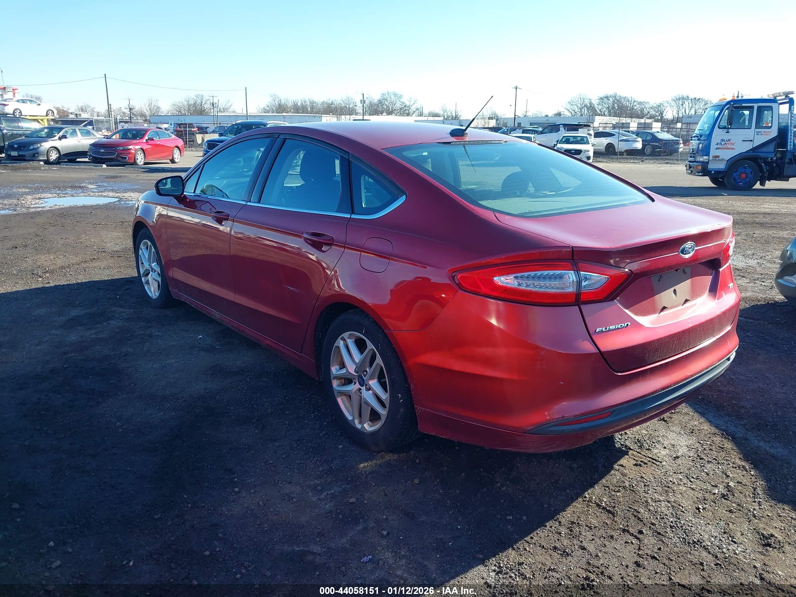 FORD FUSION image 3