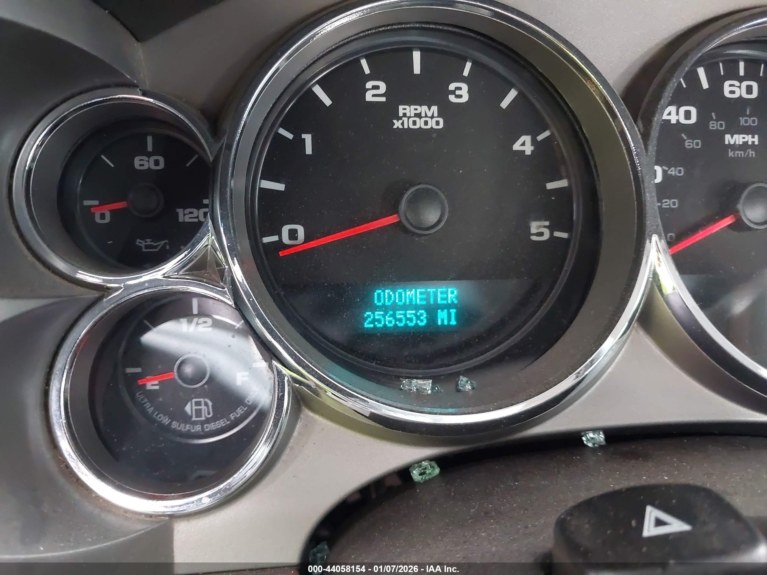 CHEVROLET SILVERADO image 7