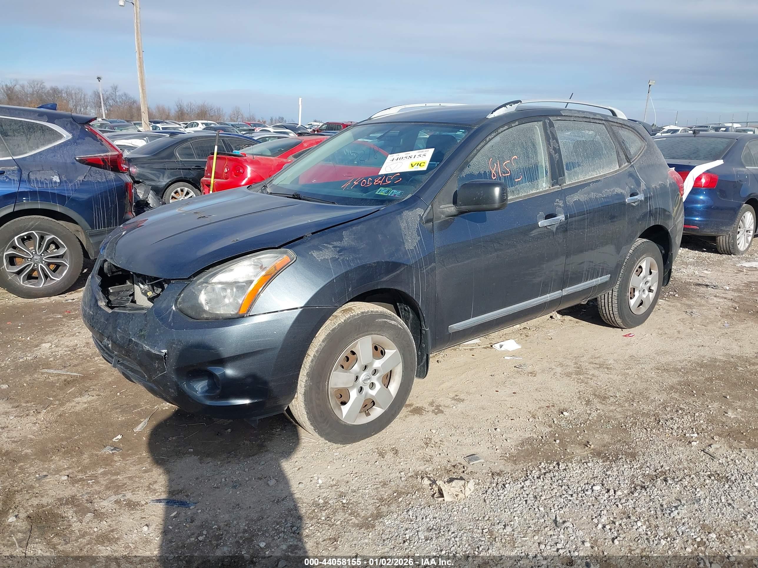 NISSAN ROGUE image 2