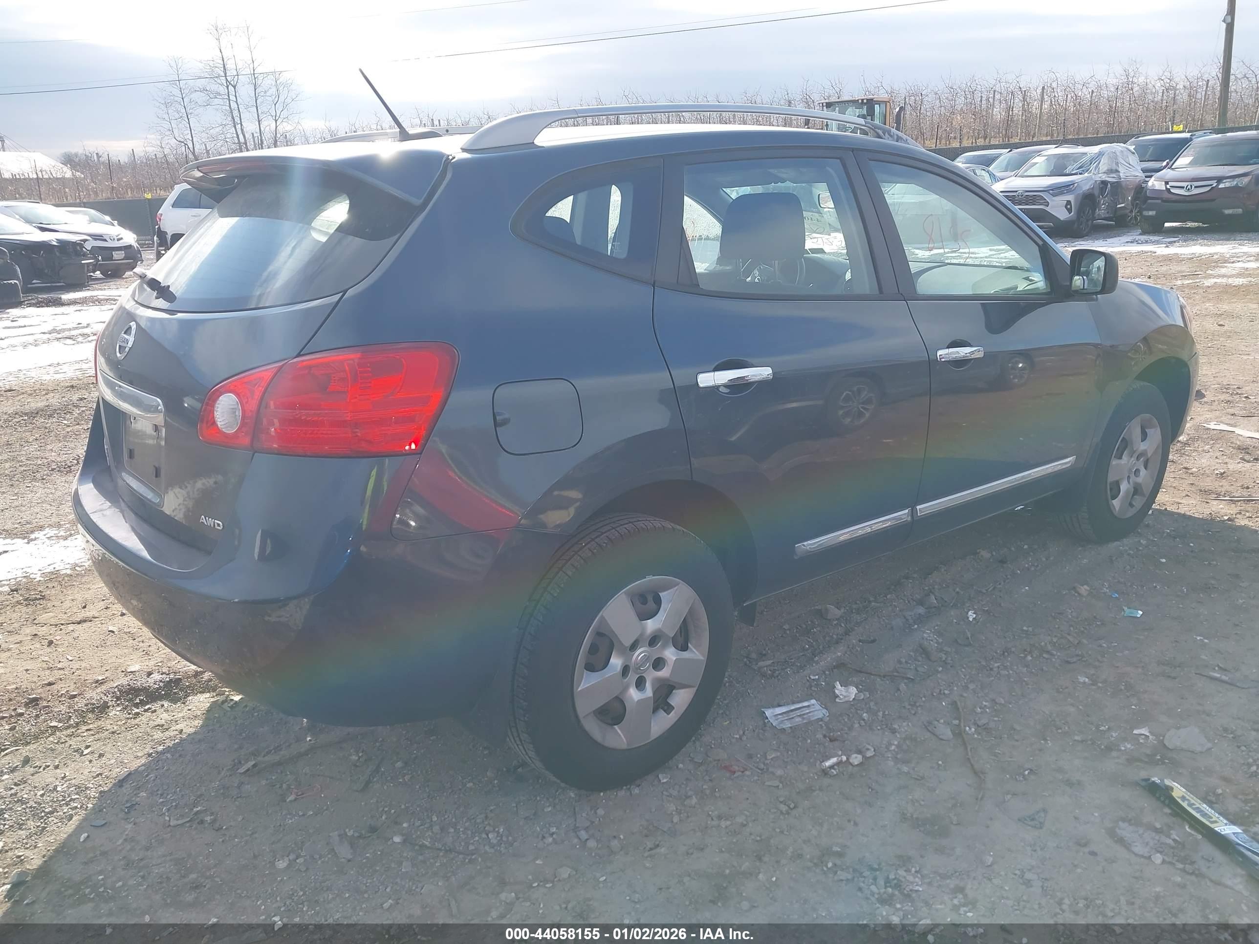 NISSAN ROGUE image 4