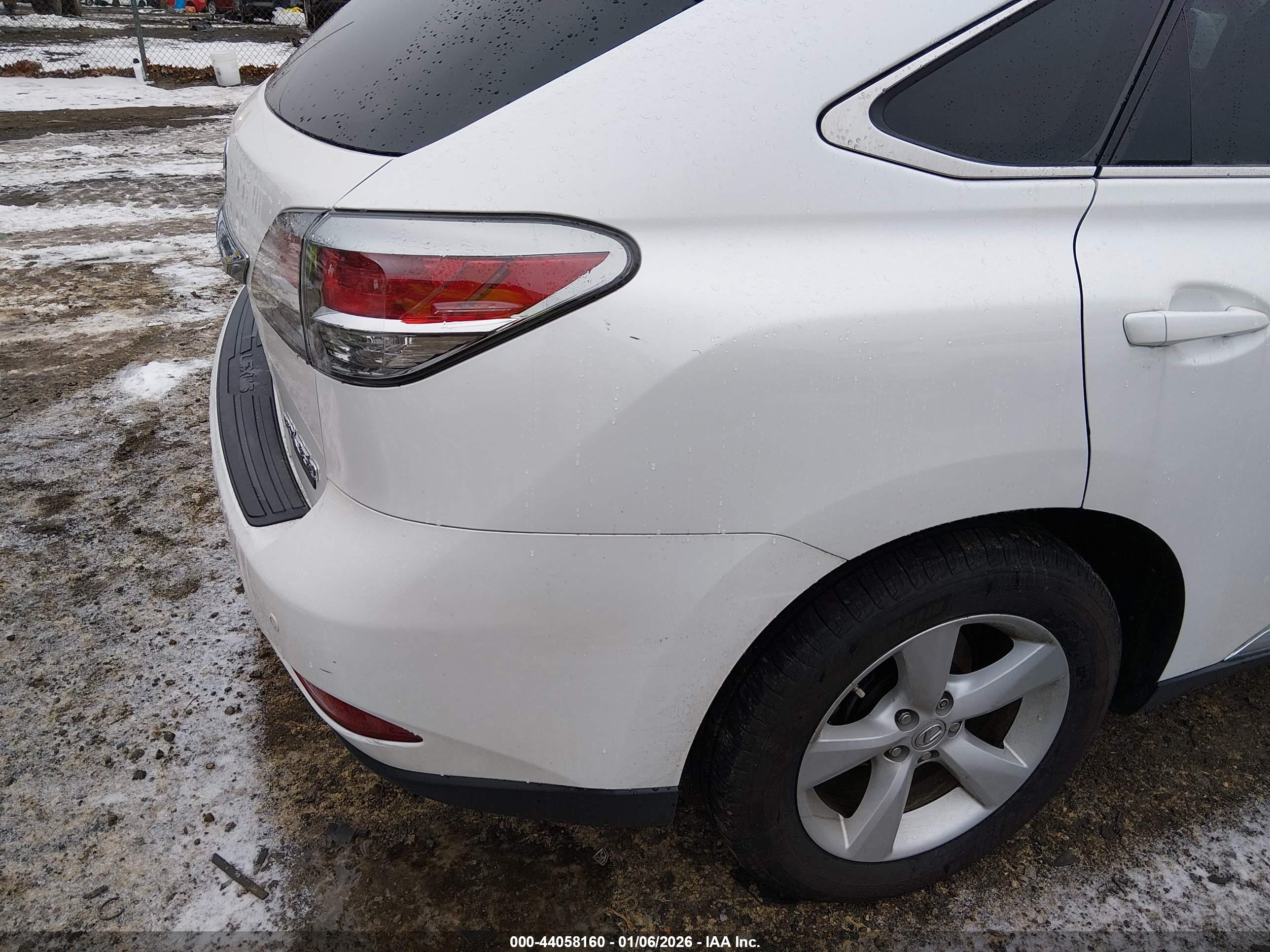 LEXUS RX image 4