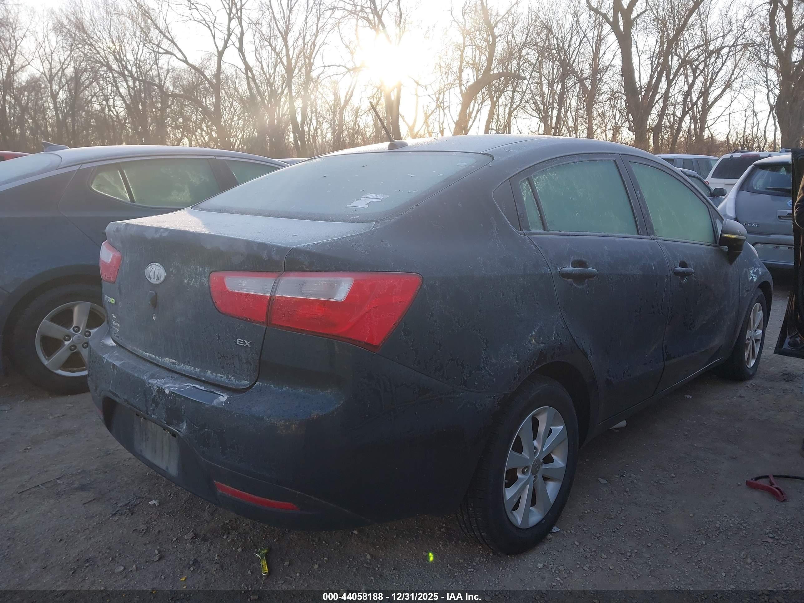 KIA RIO image 4