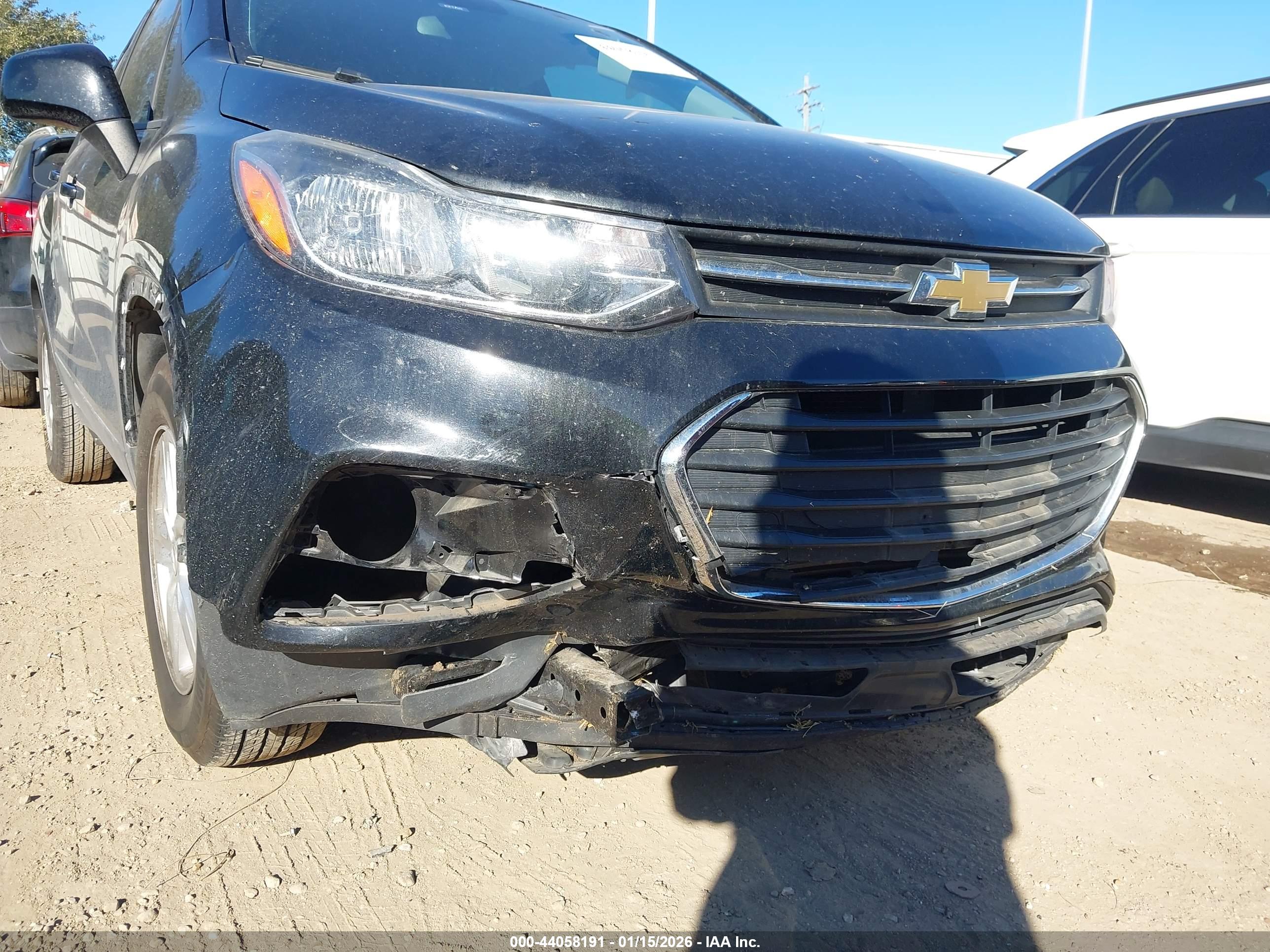 CHEVROLET TRAX image 6