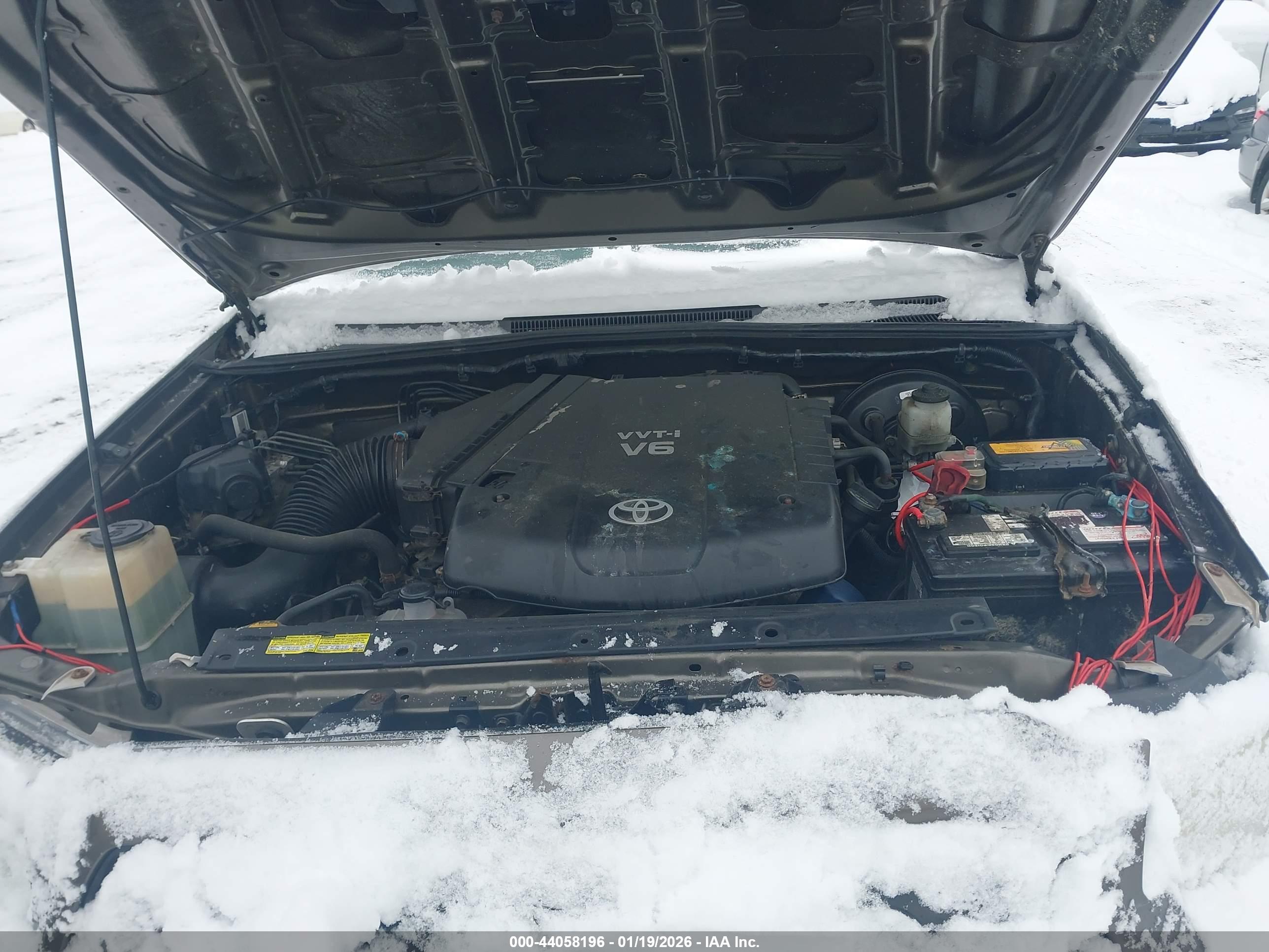 TOYOTA TACOMA image 10