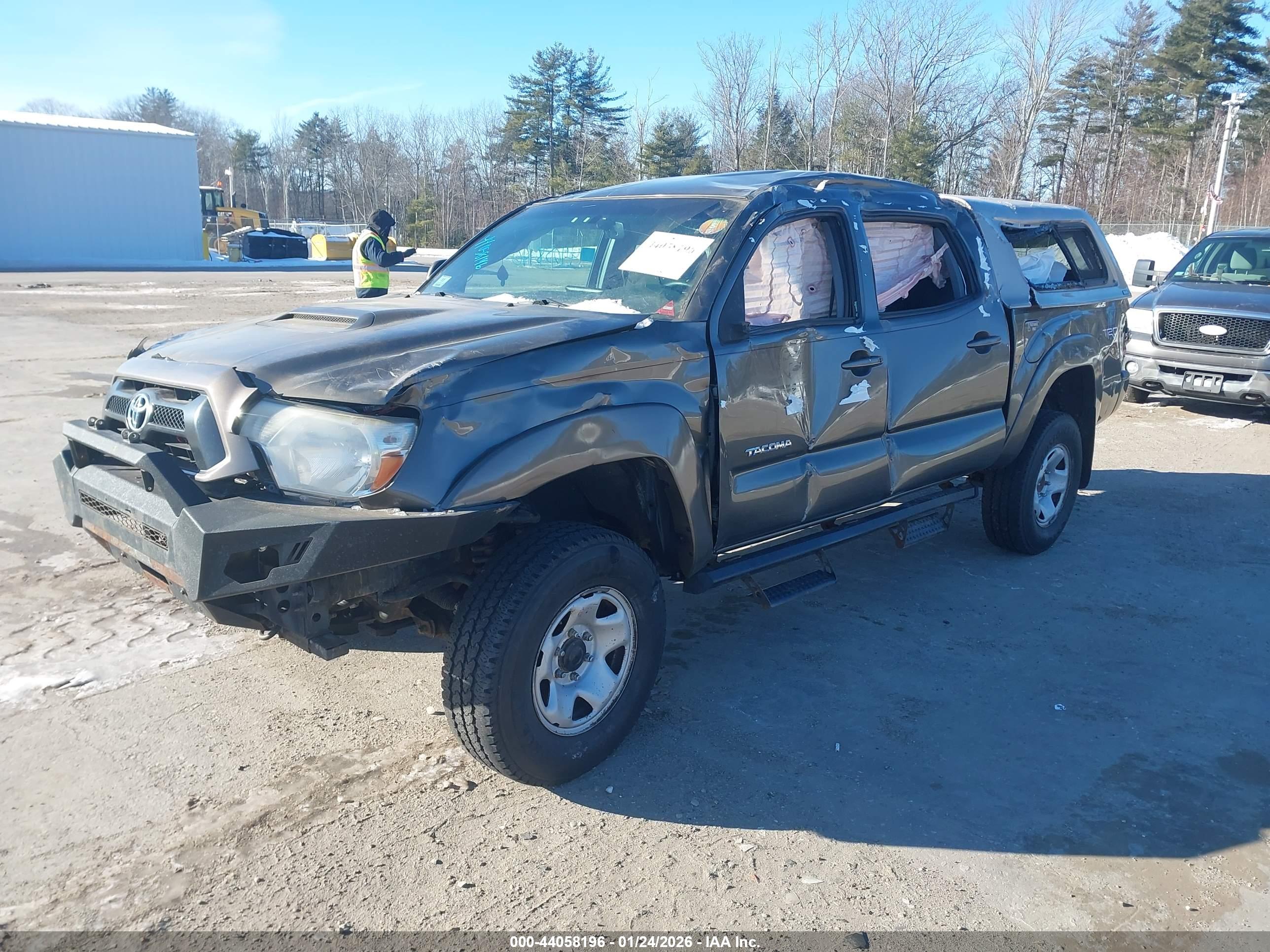 TOYOTA TACOMA image 2