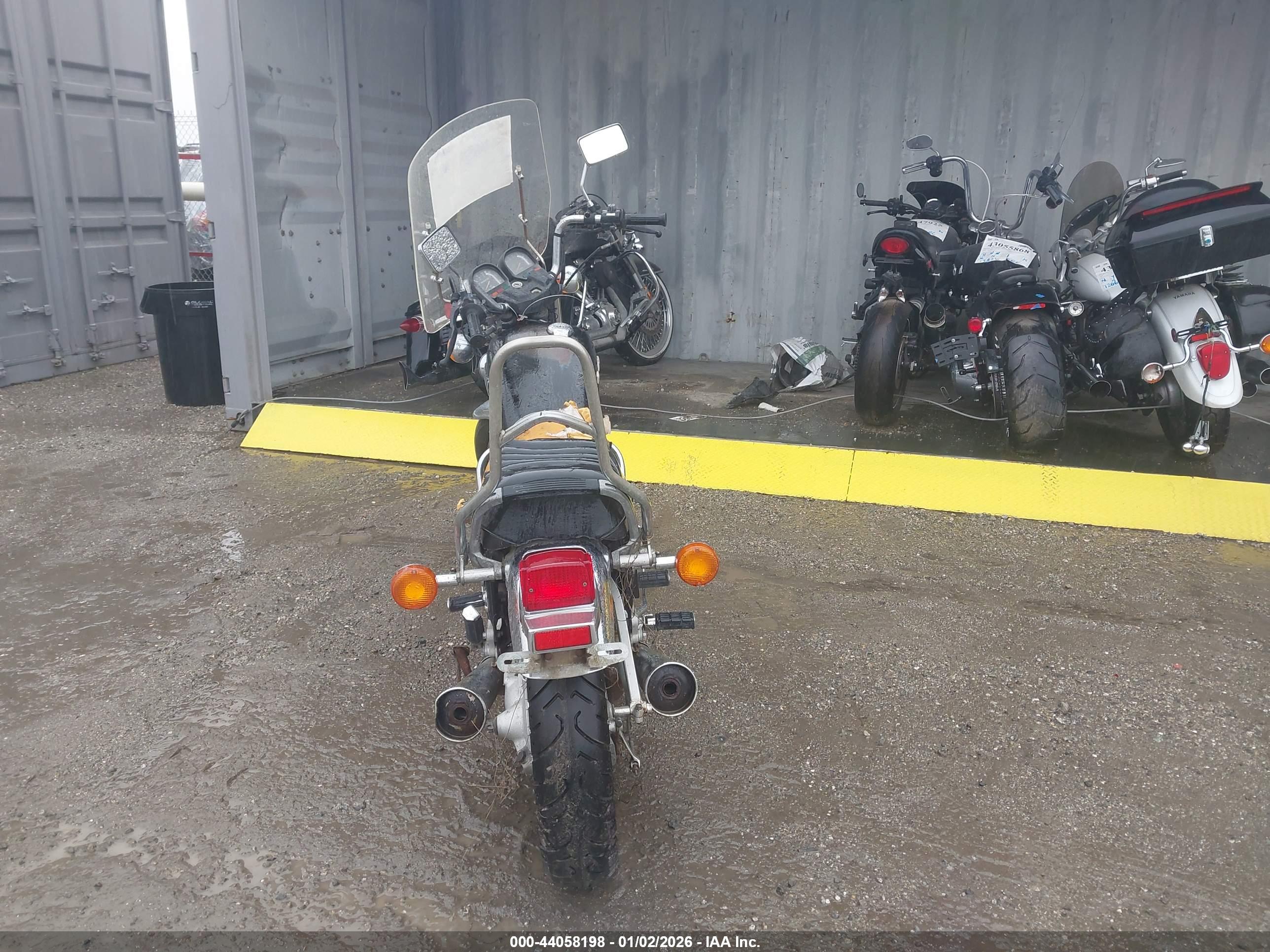 YAMAHA XV750 image 6