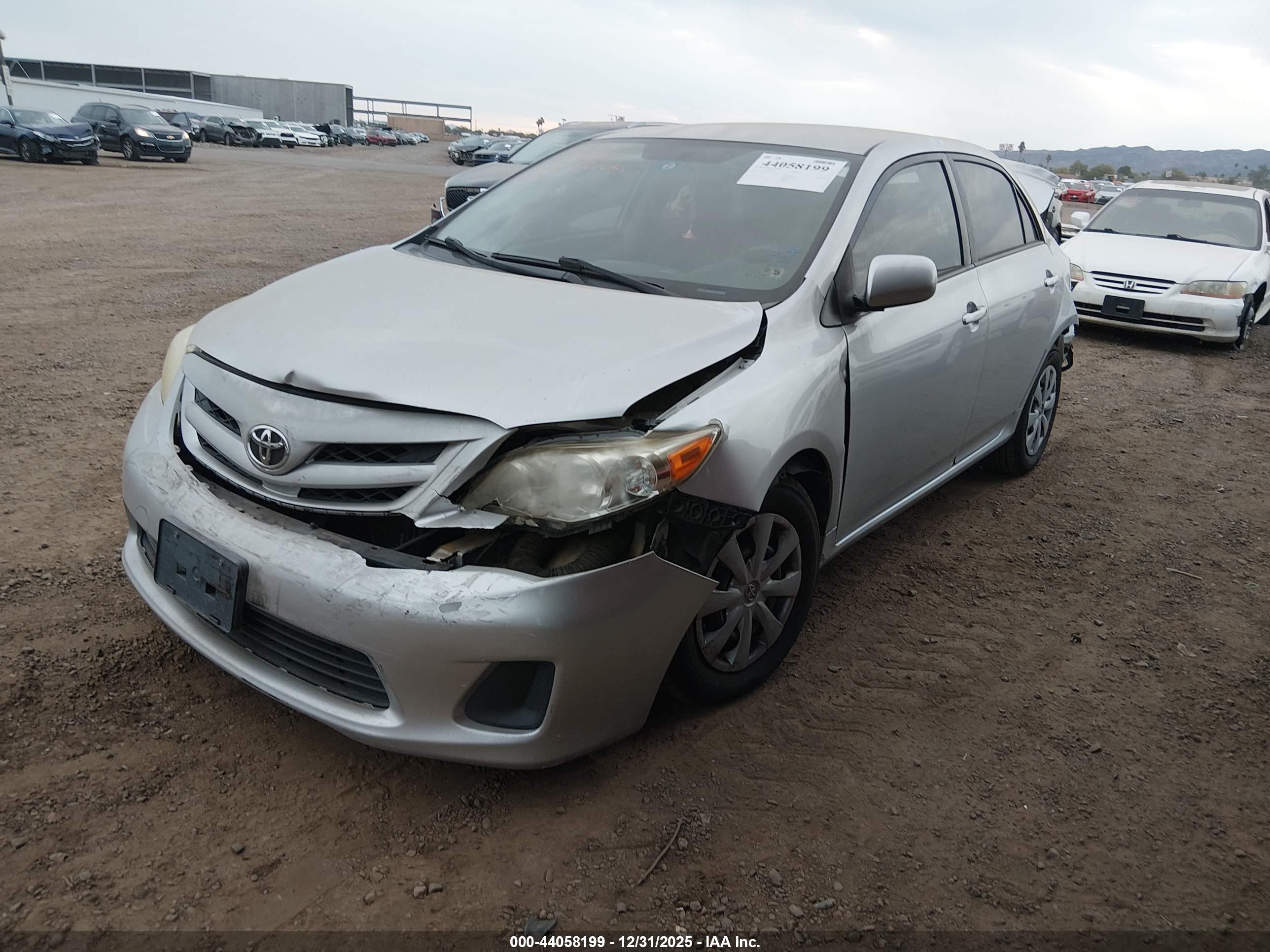 TOYOTA COROLLA image 2
