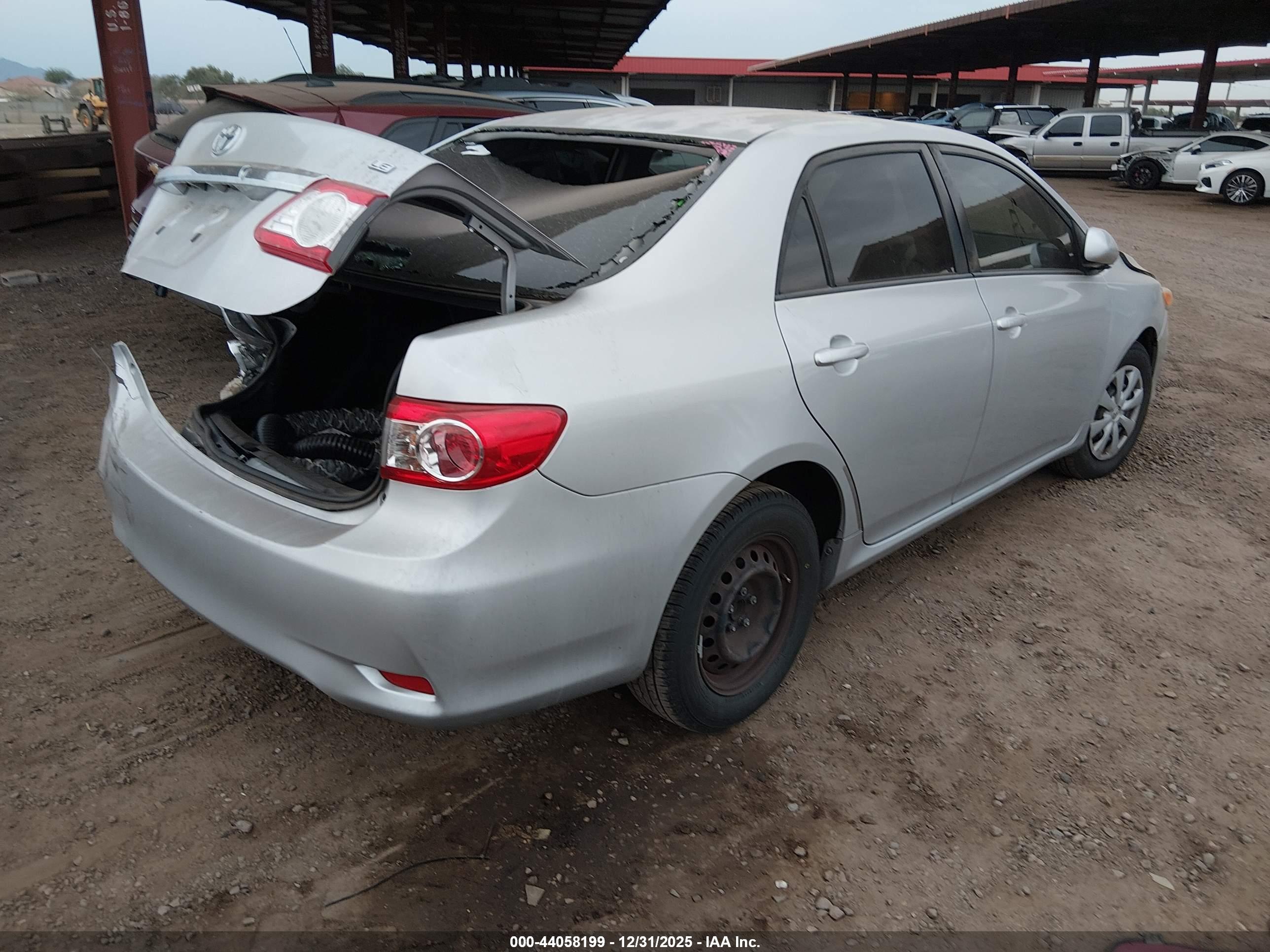 TOYOTA COROLLA image 4