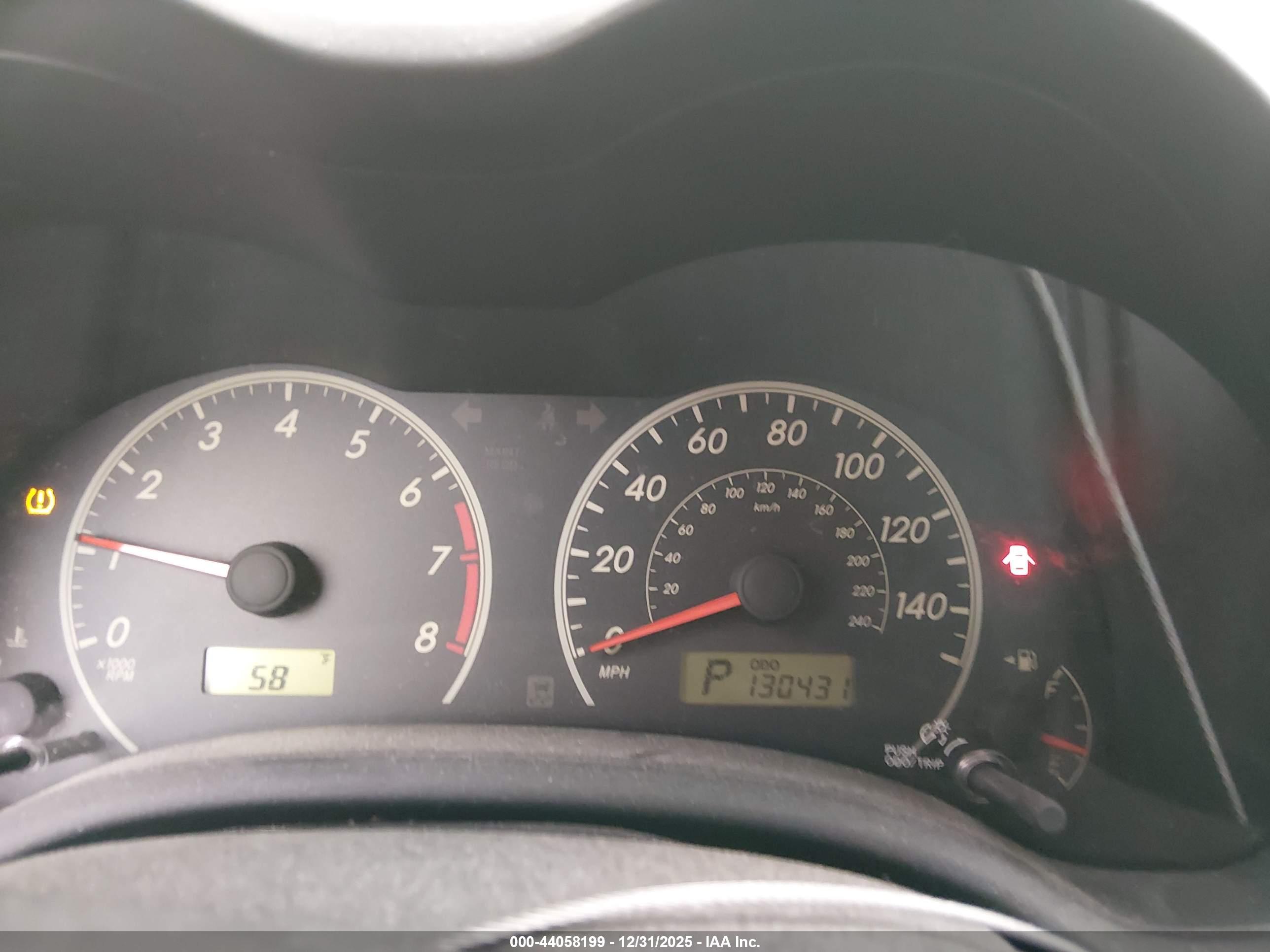 TOYOTA COROLLA image 7