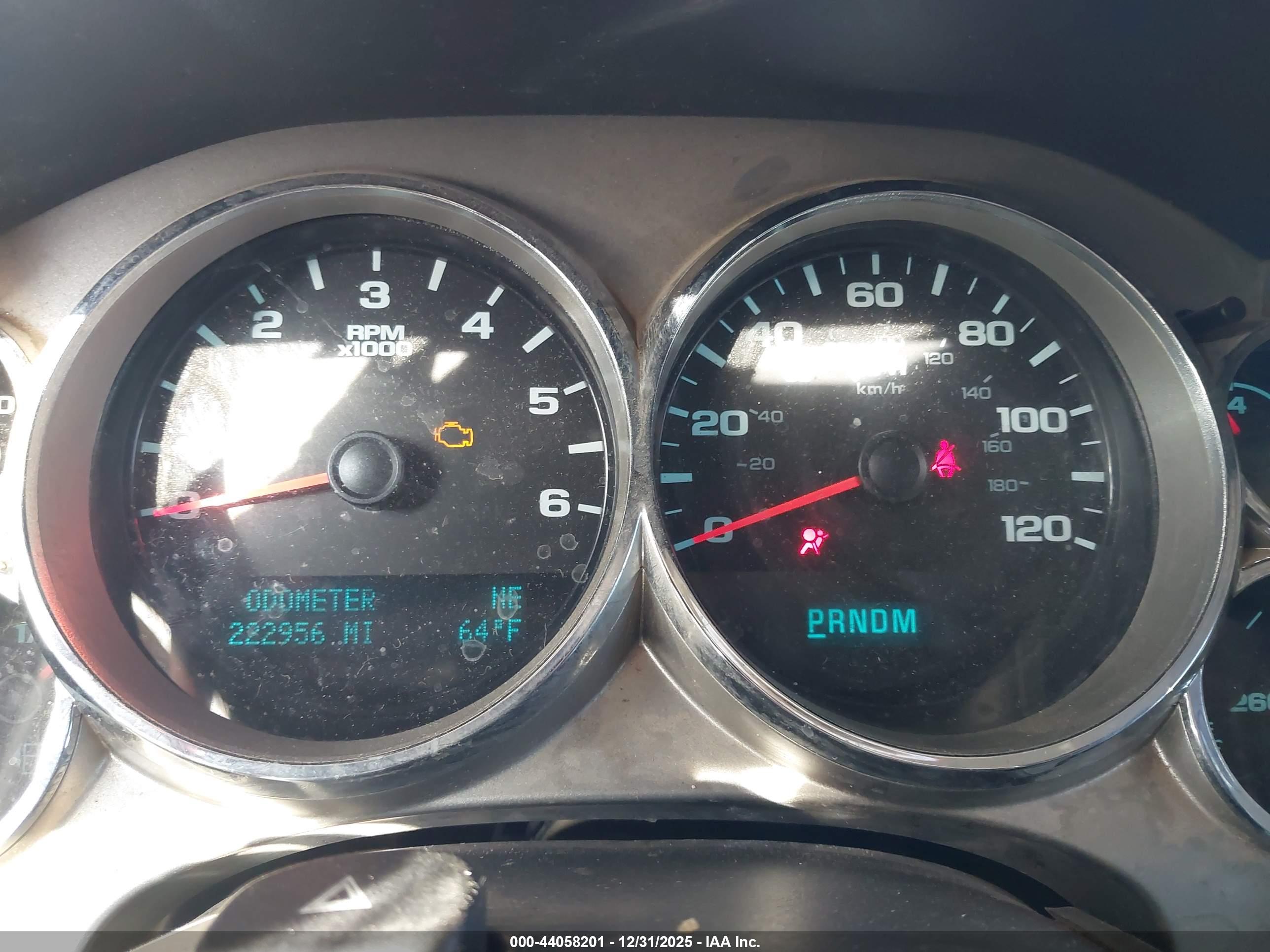 CHEVROLET SILVERADO image 7