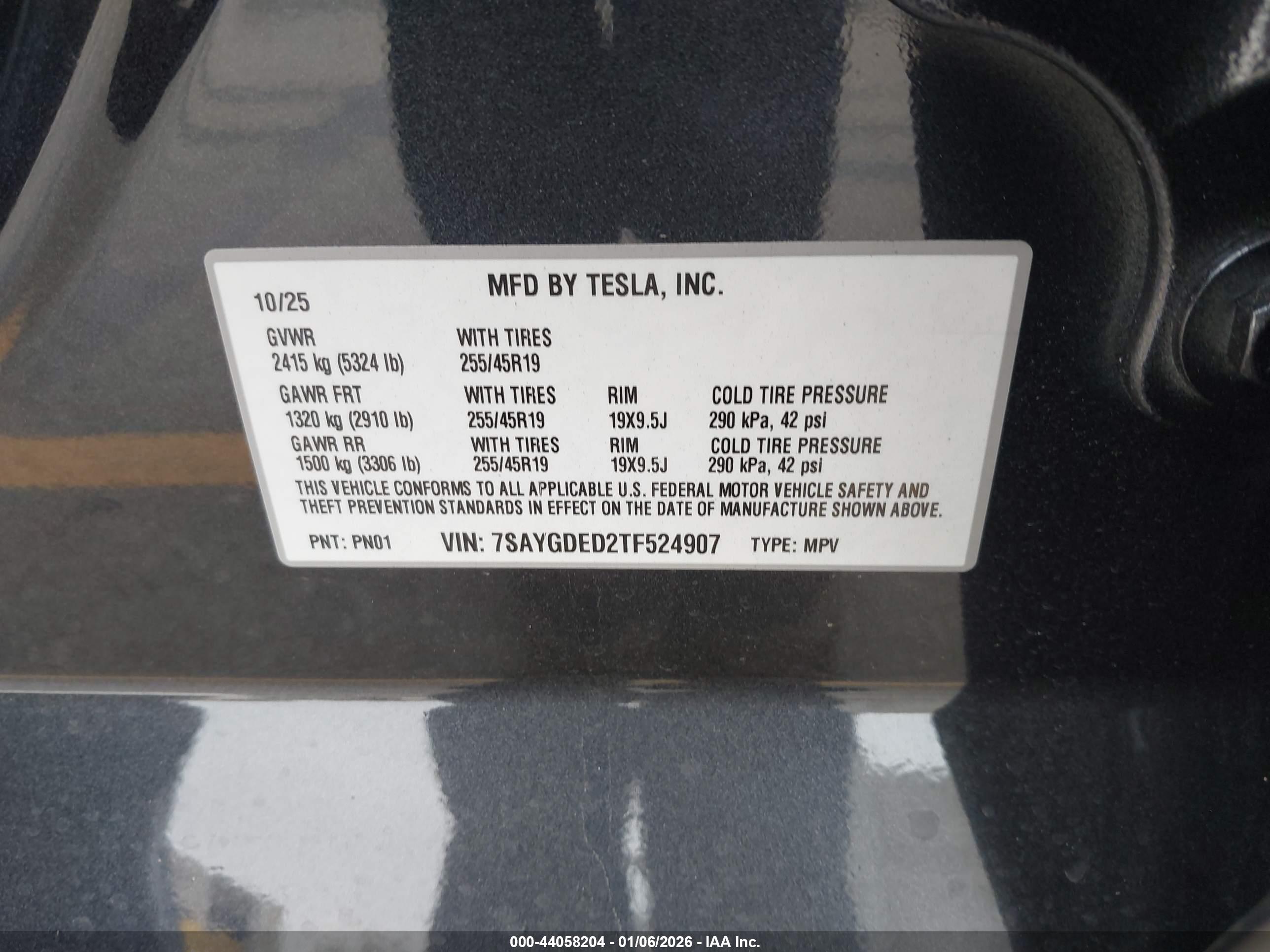 TESLA MODEL image 9