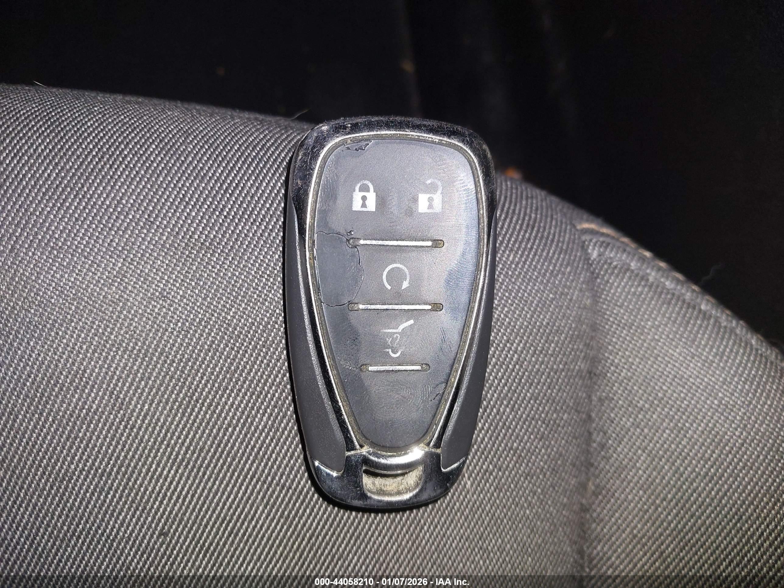 CHEVROLET EQUINOX image 11